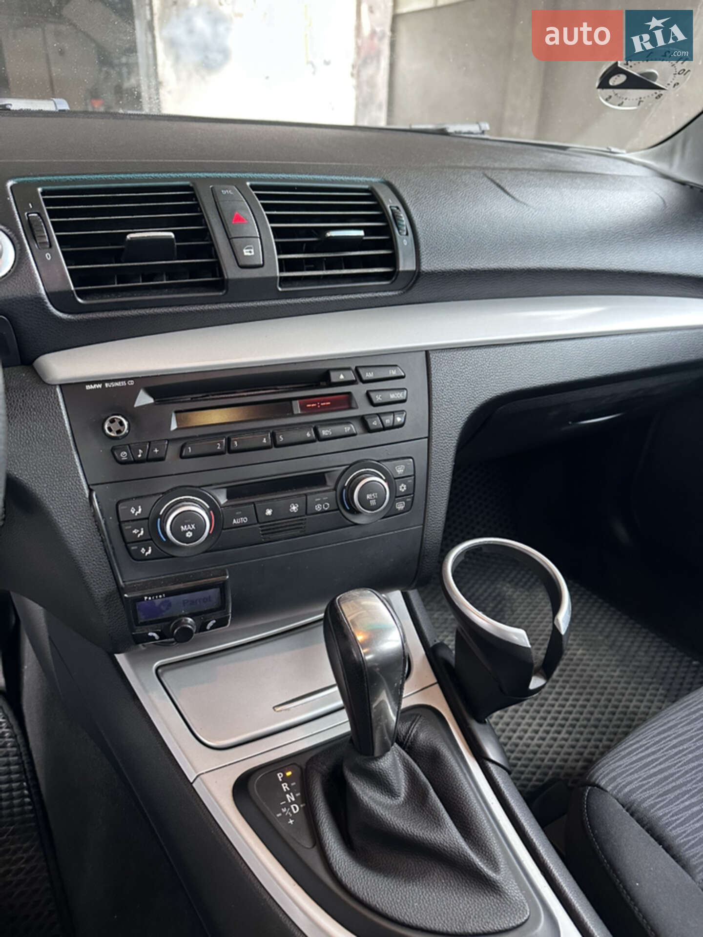 BMW 1 Series 2008 VIN WBAUD710X0PD94353 фото оголошення 12 з 26