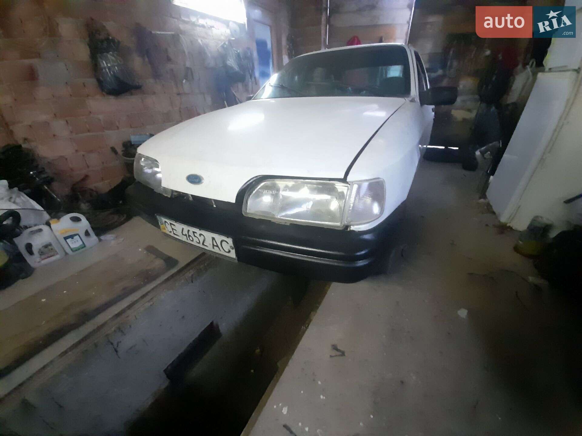 Ford Sierra 1987 VIN WF0AXXCBBAHM33078 фото оголошення 9 з 10