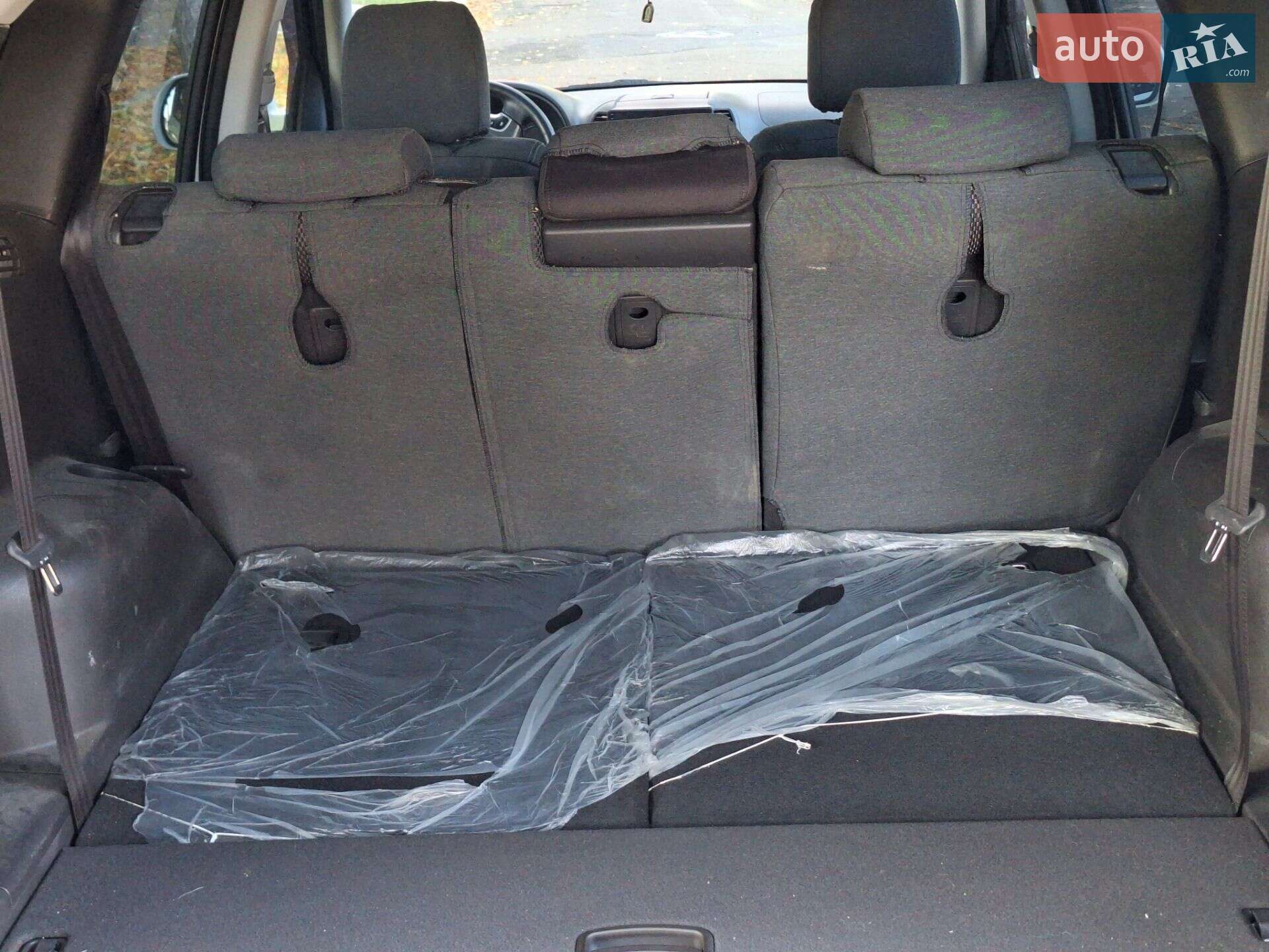 Hyundai Santa FE 2012 VIN KMHSH81XDCU910265 фото оголошення 7 з 27