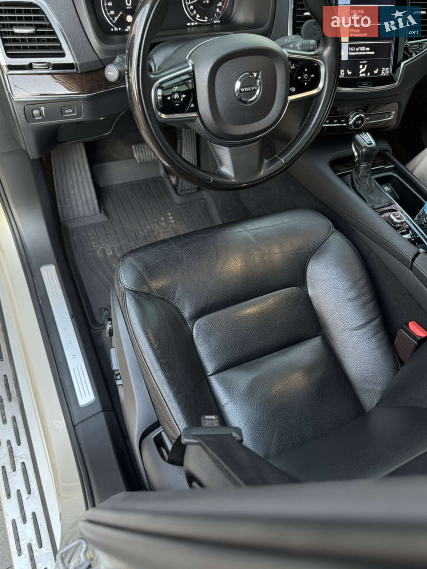 Volvo XC90 2015 VIN YV4A22PK7G1003237 фото оголошення 16 з 36