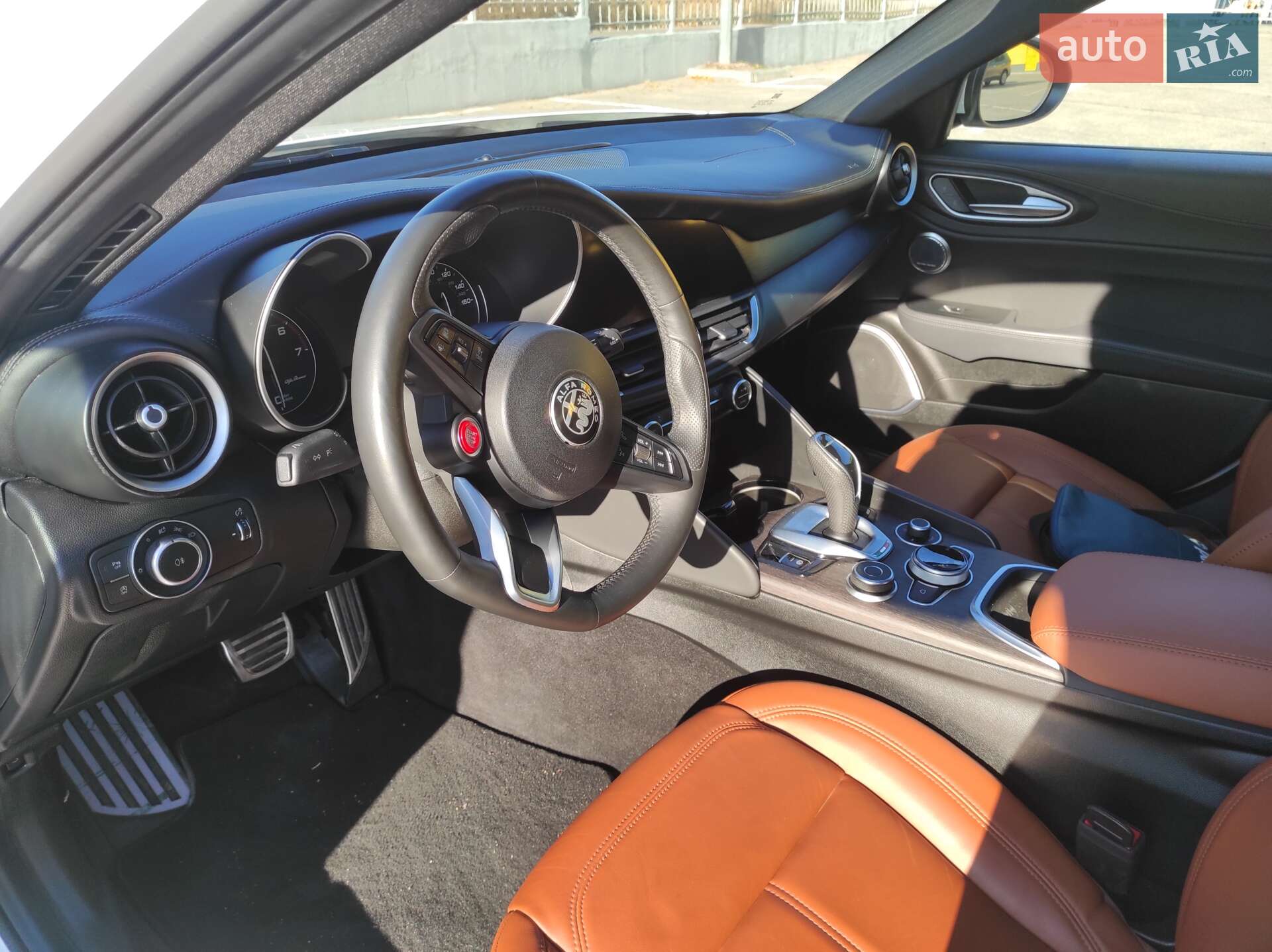 Alfa Romeo Giulia 2022 VIN ZARFANBNXN7663335 фото оголошення 27 з 164