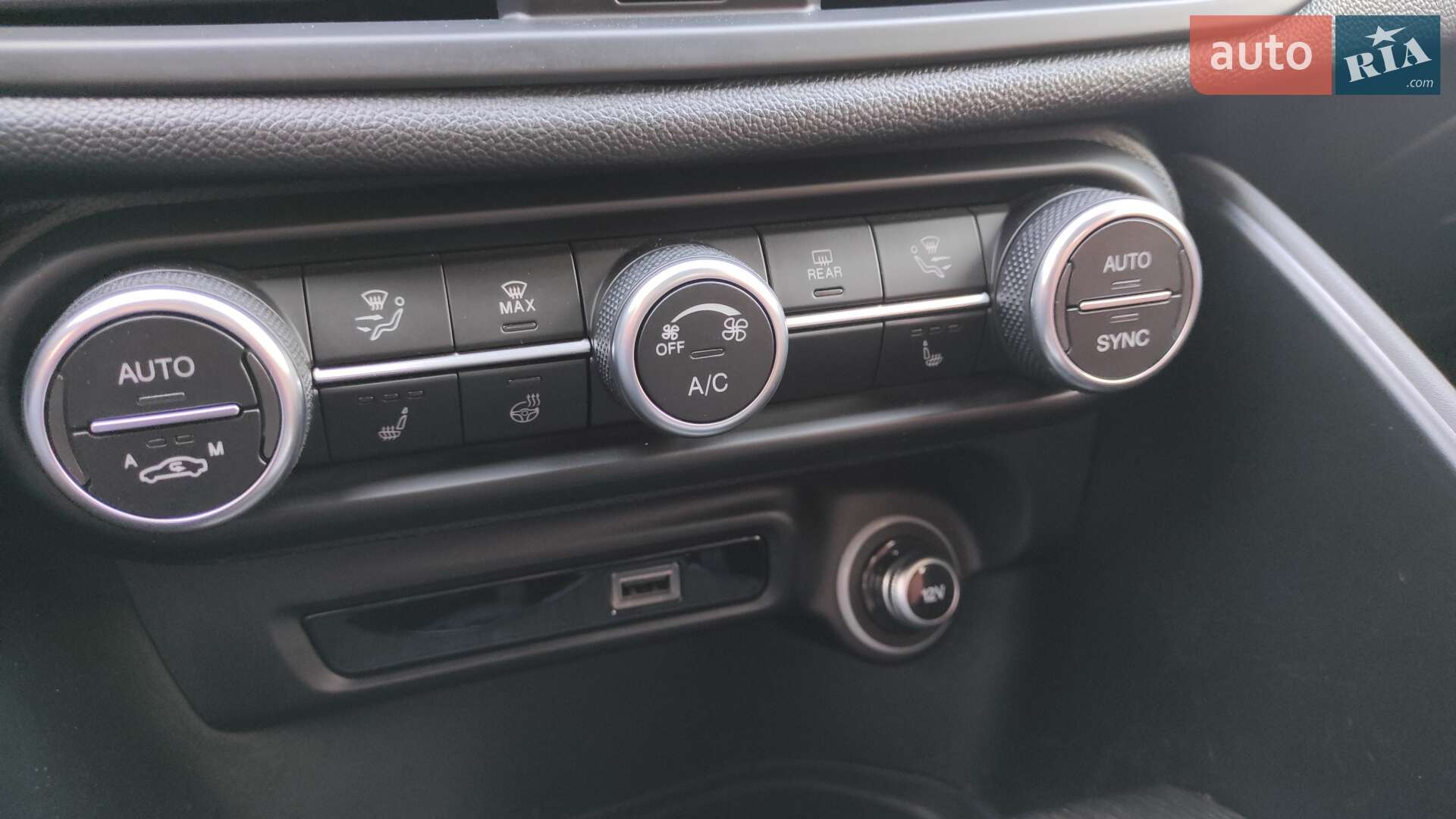 Alfa Romeo Giulia 2022 VIN ZARFANBNXN7663335 фото оголошення 70 з 164