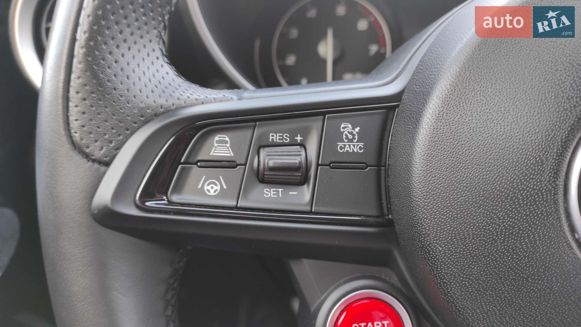 Alfa Romeo Giulia 2022 VIN ZARFANBNXN7663335 фото оголошення 80 з 164