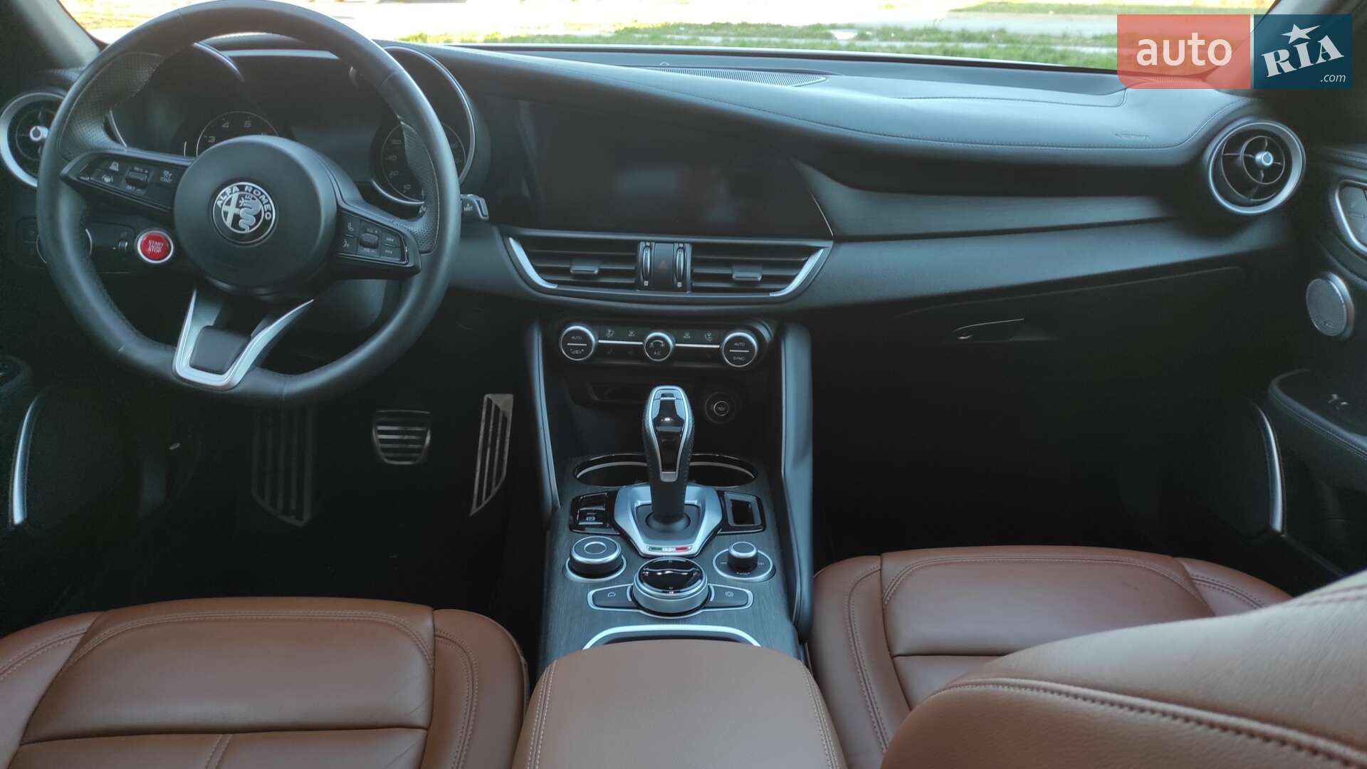 Alfa Romeo Giulia 2022 VIN ZARFANBNXN7663335 фото оголошення 101 з 164