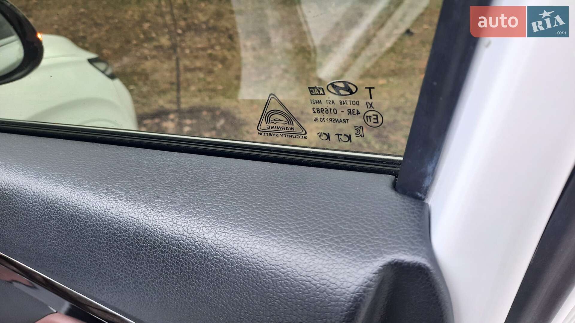 Hyundai Santa FE 2018 VIN KMHS581CDKU108194 фото оголошення 51 з 162