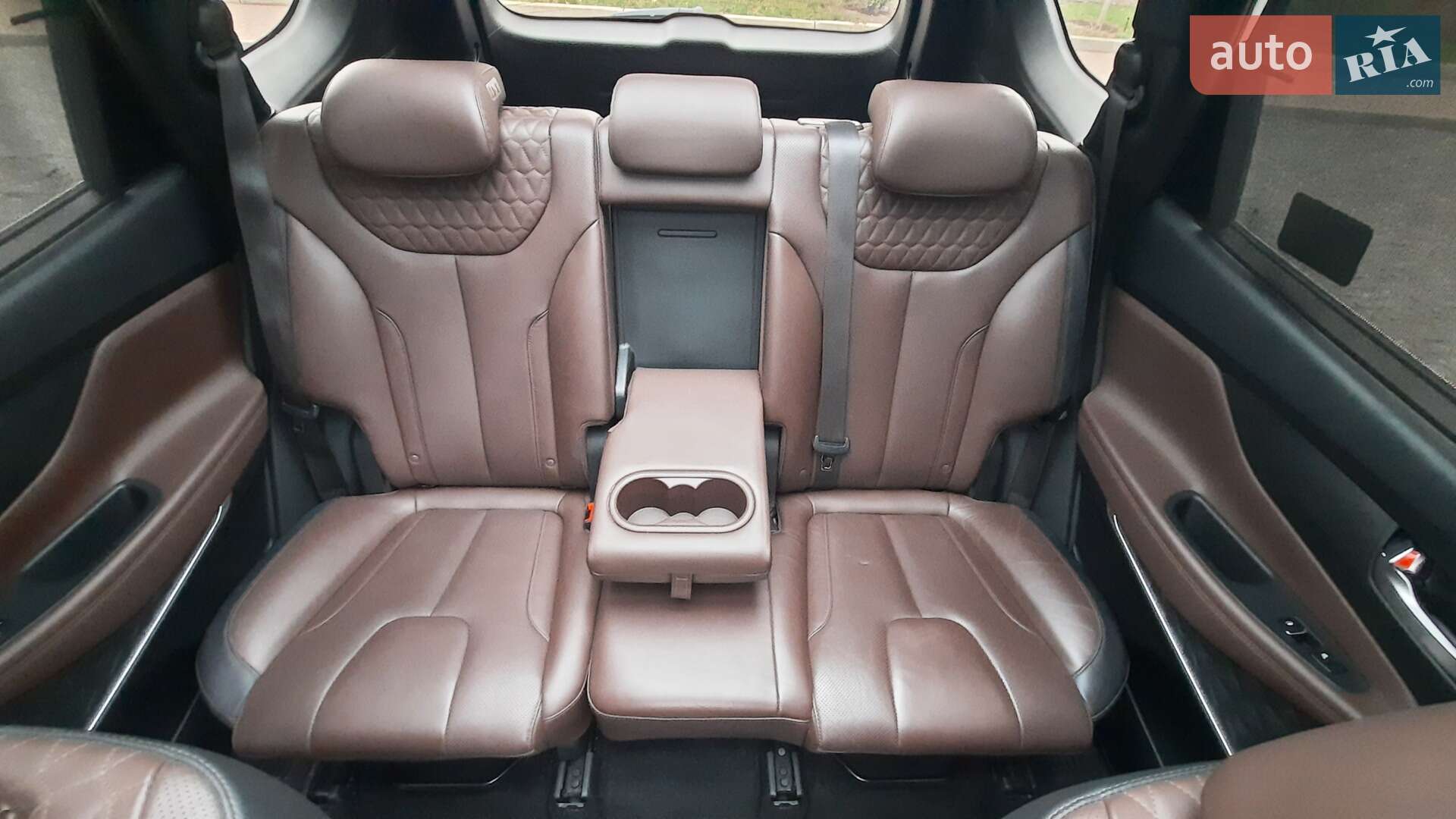 Hyundai Santa FE 2018 VIN KMHS581CDKU108194 фото оголошення 54 з 162