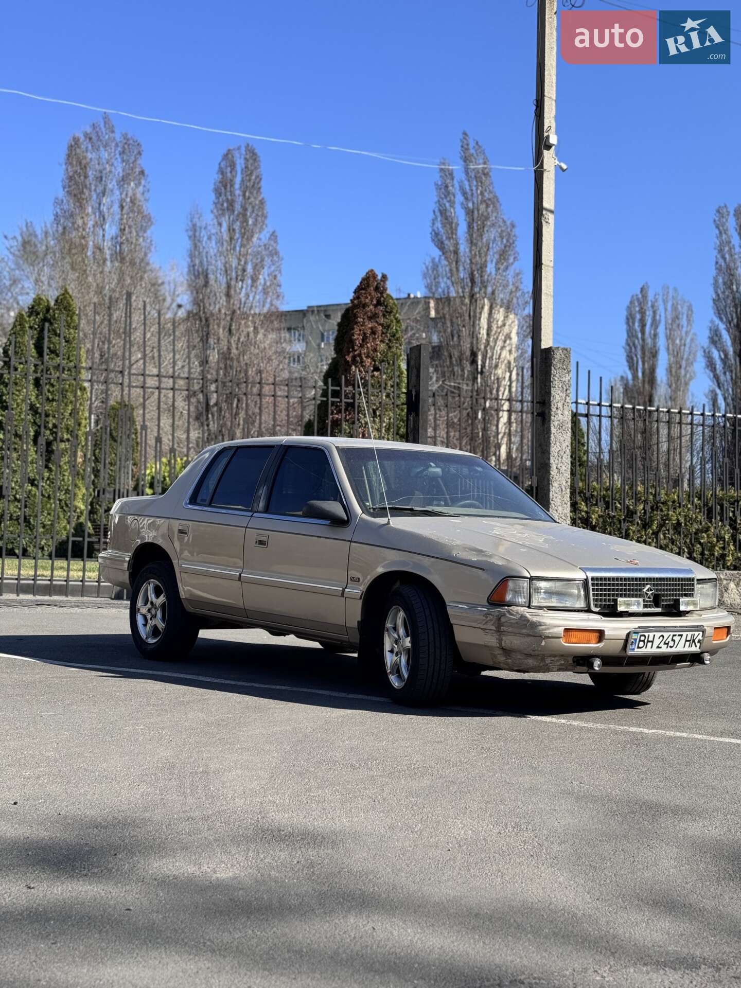 Plymouth Acclaim 1992 VIN 1P3XA4632NF184270 фото оголошення 3 з 25
