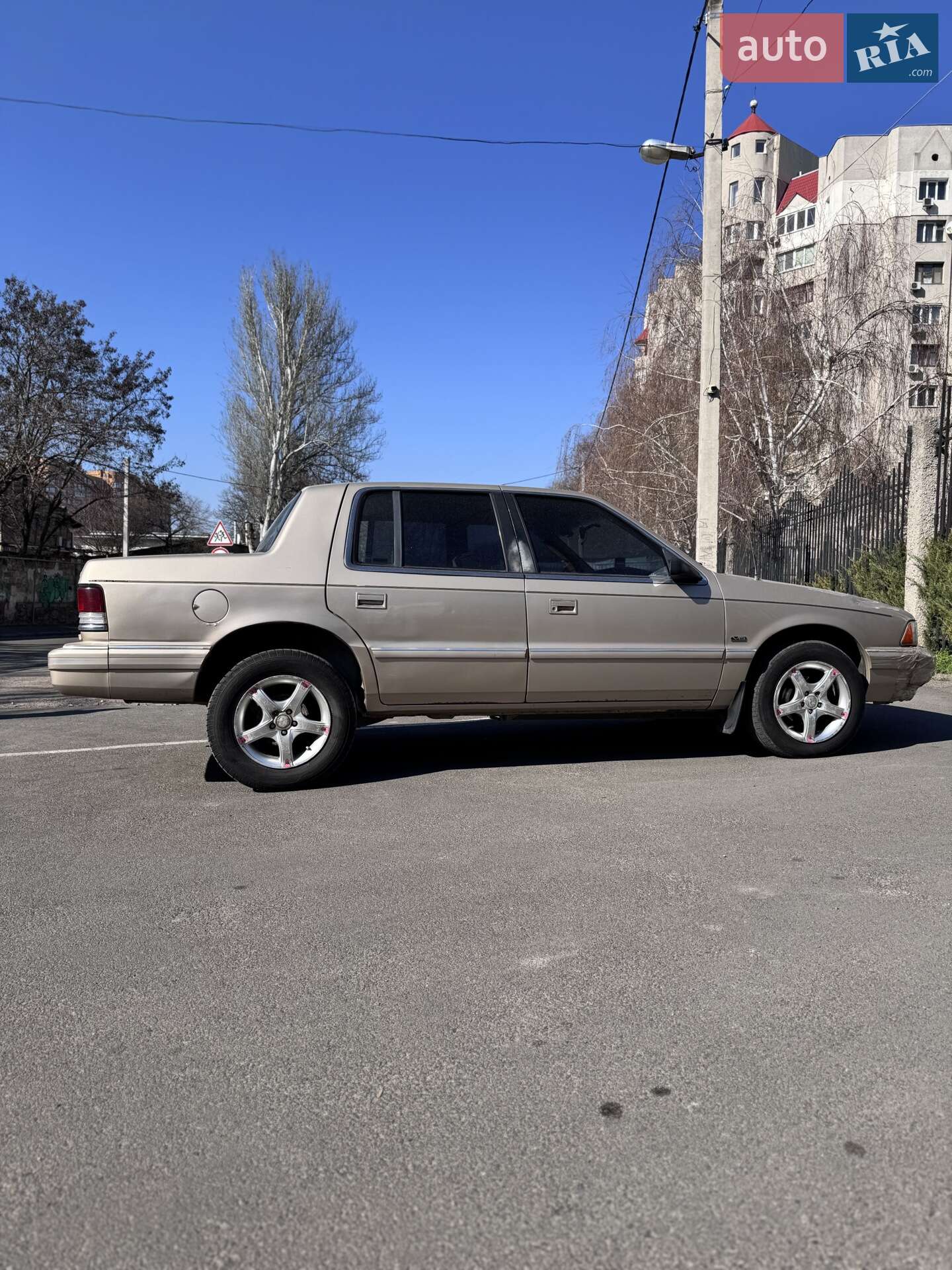 Plymouth Acclaim 1992 VIN 1P3XA4632NF184270 фото оголошення 13 з 25