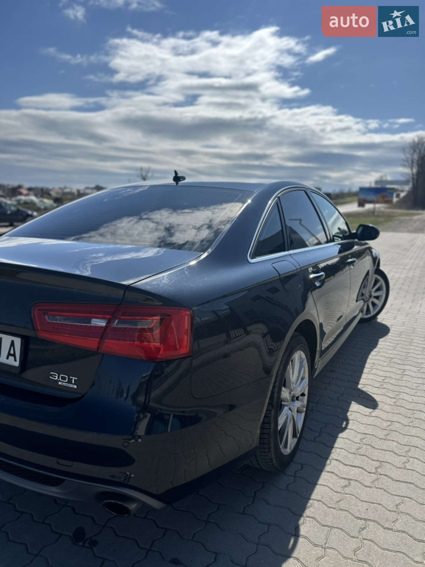 Audi A6 2014 VIN WAUFGAFC9FN025937 фото оголошення 9 з 51