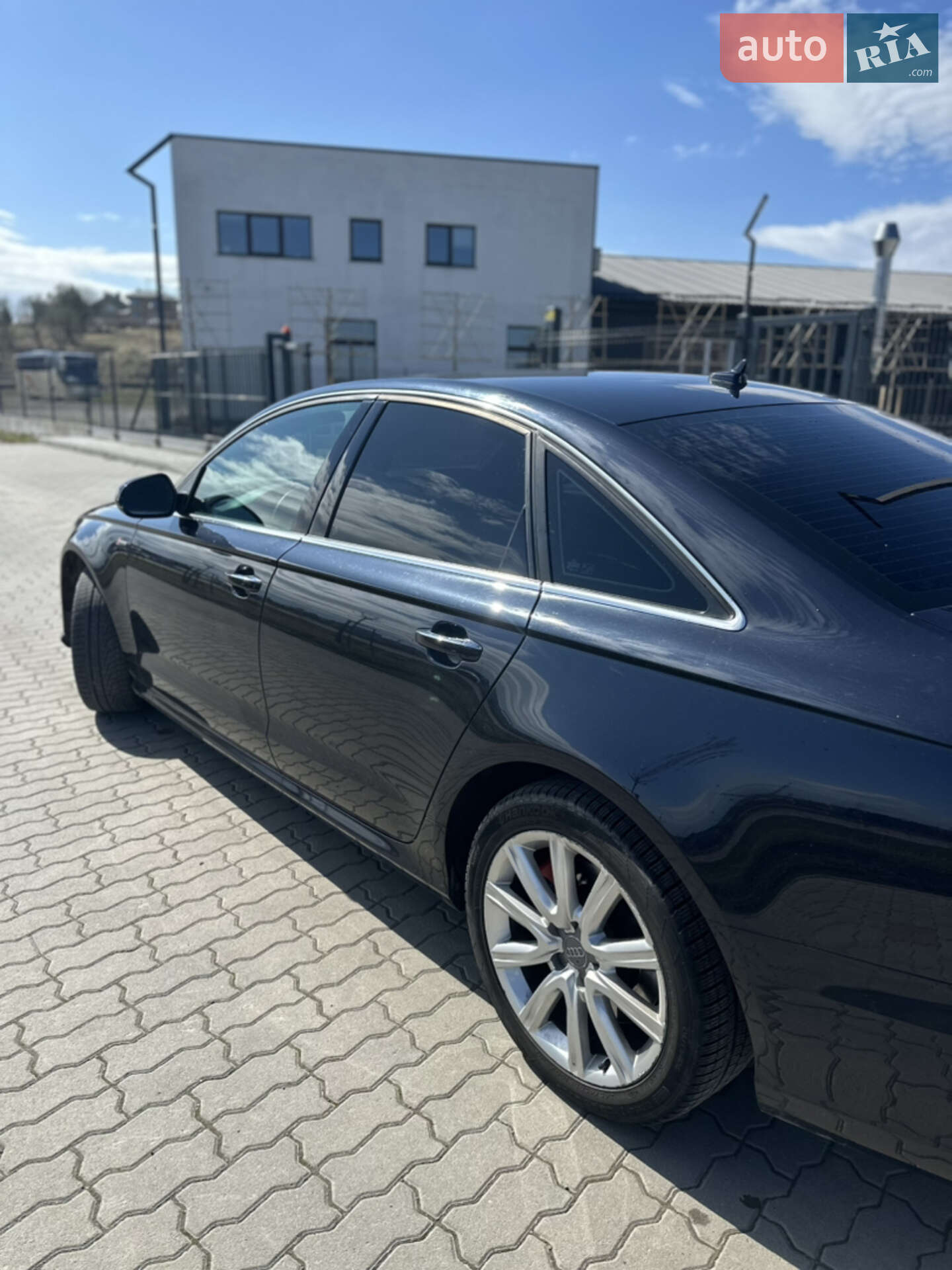 Audi A6 2014 VIN WAUFGAFC9FN025937 фото оголошення 15 з 51