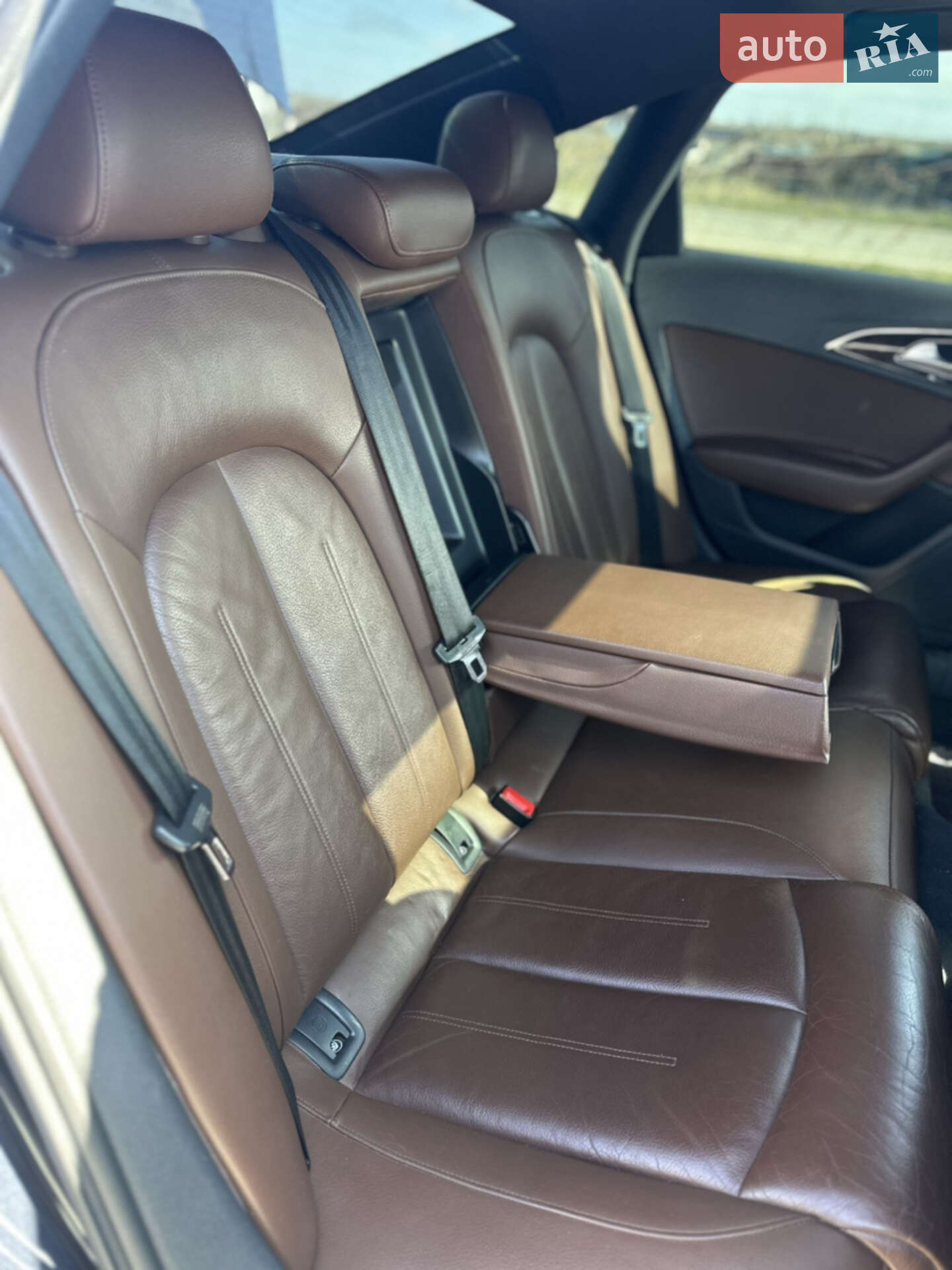 Audi A6 2014 VIN WAUFGAFC9FN025937 фото оголошення 32 з 51