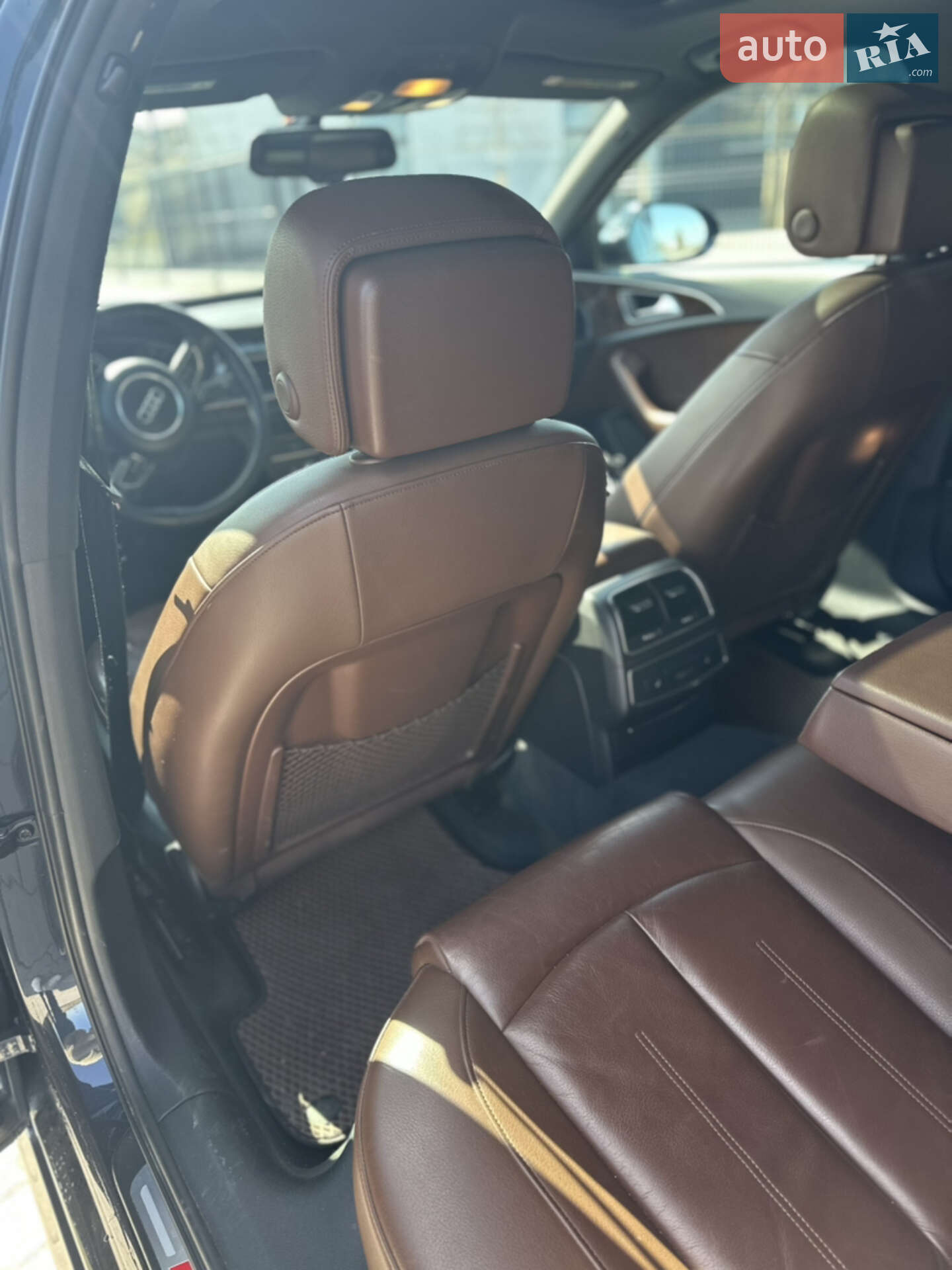 Audi A6 2014 VIN WAUFGAFC9FN025937 фото оголошення 36 з 51