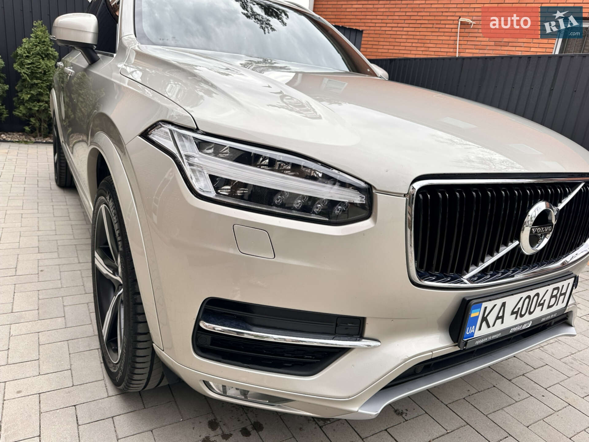 Volvo XC90 2018 VIN YV1LC68UCK1458743 фото оголошення 2 з 48