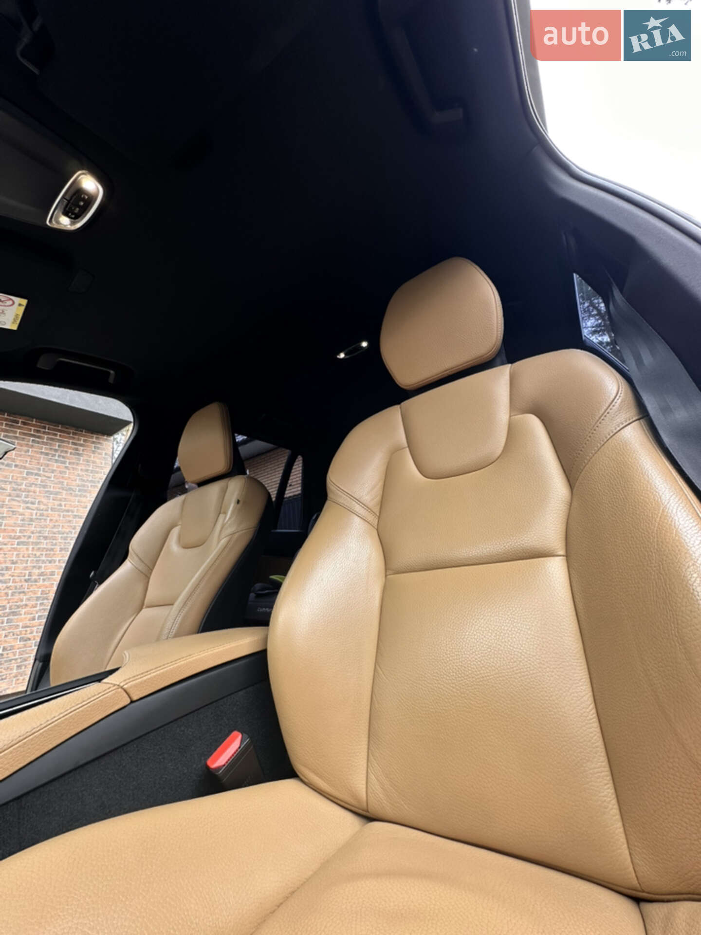 Volvo XC90 2018 VIN YV1LC68UCK1458743 фото оголошення 20 з 48