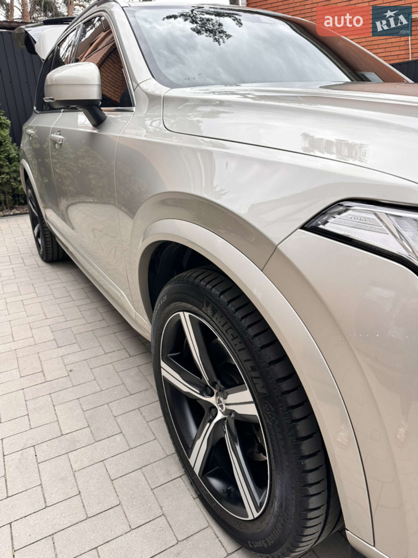 Volvo XC90 2018 VIN YV1LC68UCK1458743 фото оголошення 22 з 48