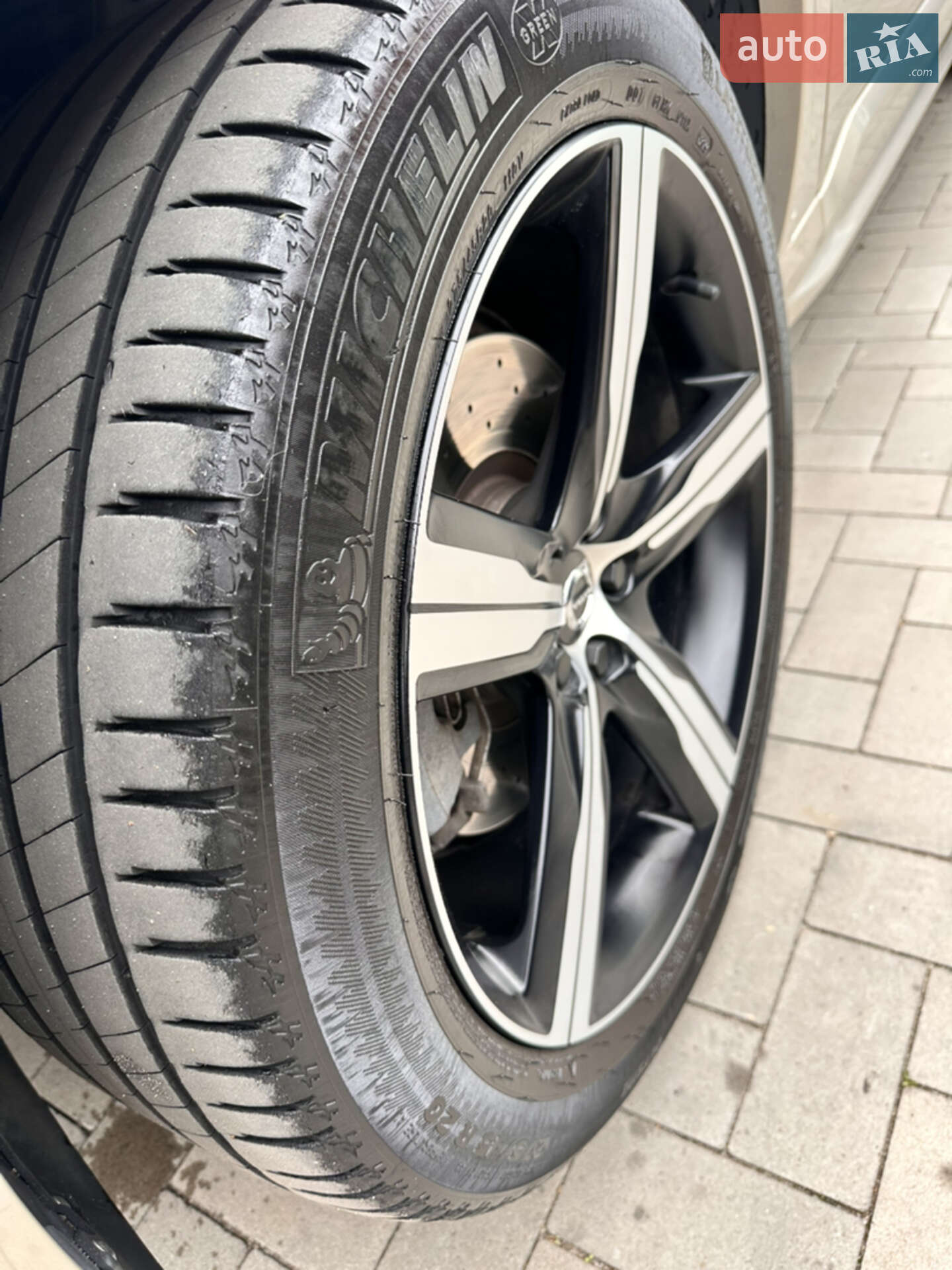 Volvo XC90 2018 VIN YV1LC68UCK1458743 фото оголошення 23 з 48