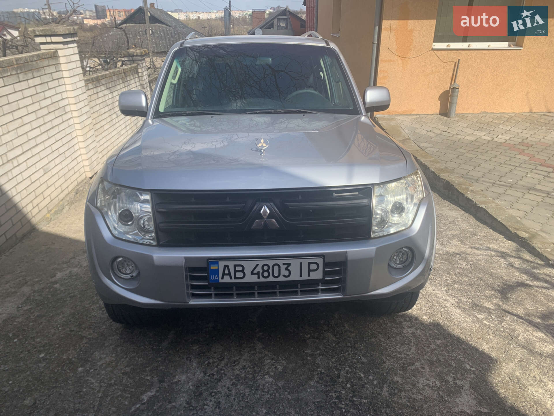 Mitsubishi Pajero Wagon 2013 VIN JMYLRV95WEJ701503 фото оголошення 2 з 19