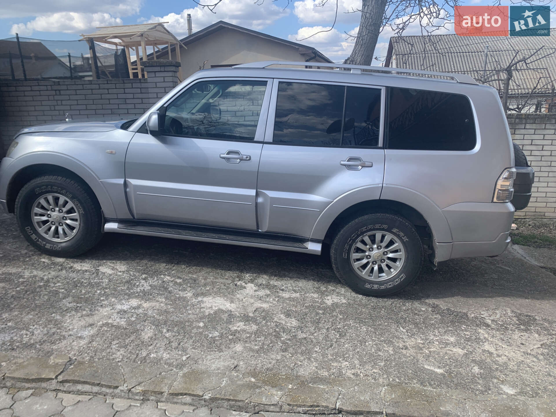 Mitsubishi Pajero Wagon 2013 VIN JMYLRV95WEJ701503 фото оголошення 3 з 19