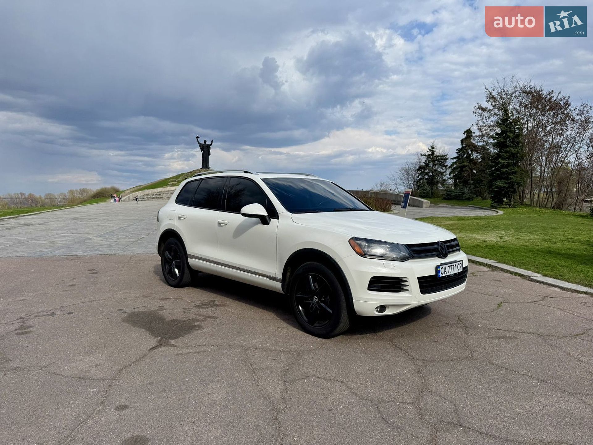 Volkswagen Touareg 2011 VIN WVGFK9BP4BD007009 фото оголошення 32 з 43