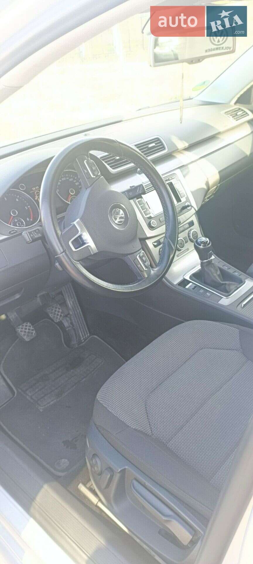 Volkswagen Passat 2013 VIN WVWZZZ3CZEE016794 фото оголошення 13 з 63