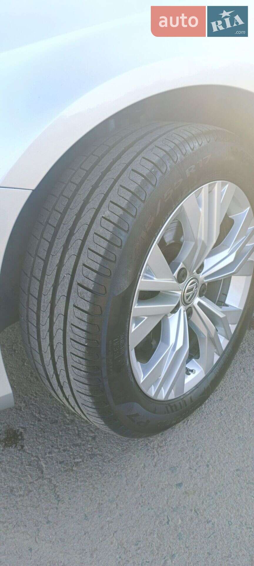 Volkswagen Passat 2013 VIN WVWZZZ3CZEE016794 фото оголошення 9 з 63