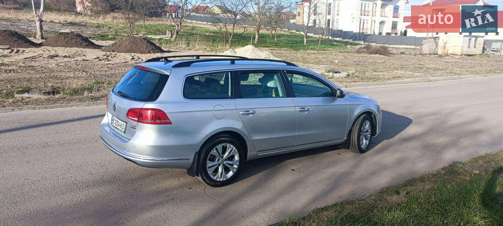 Volkswagen Passat 2013 VIN WVWZZZ3CZEE016794 фото оголошення 7 з 63