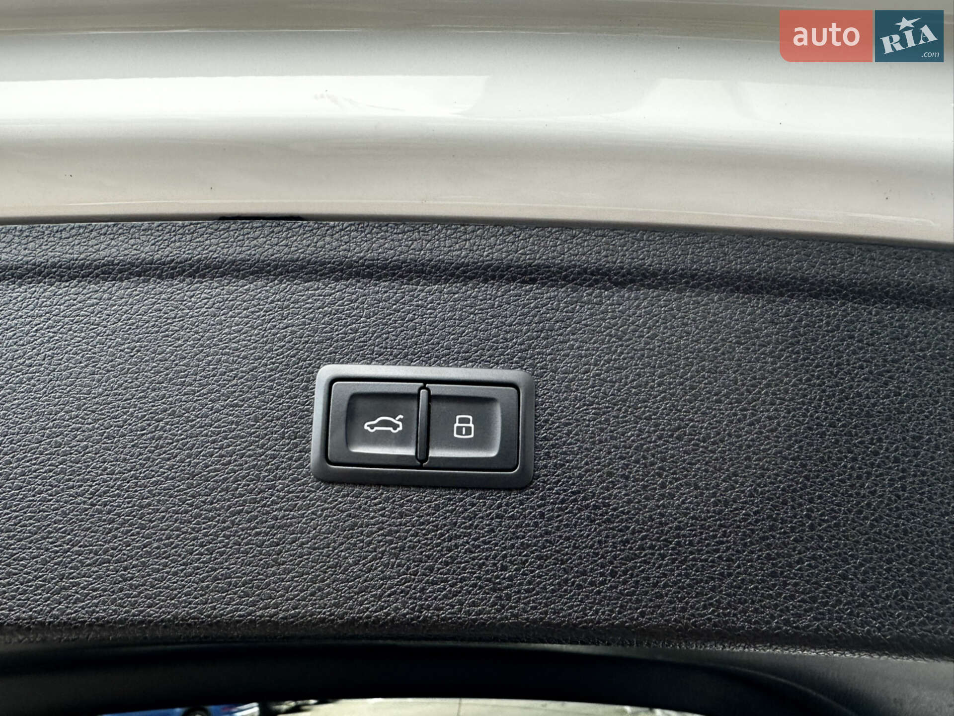 Audi Q5 2021 VIN WAUZZZFYXM2021248 фото оголошення 26 з 27