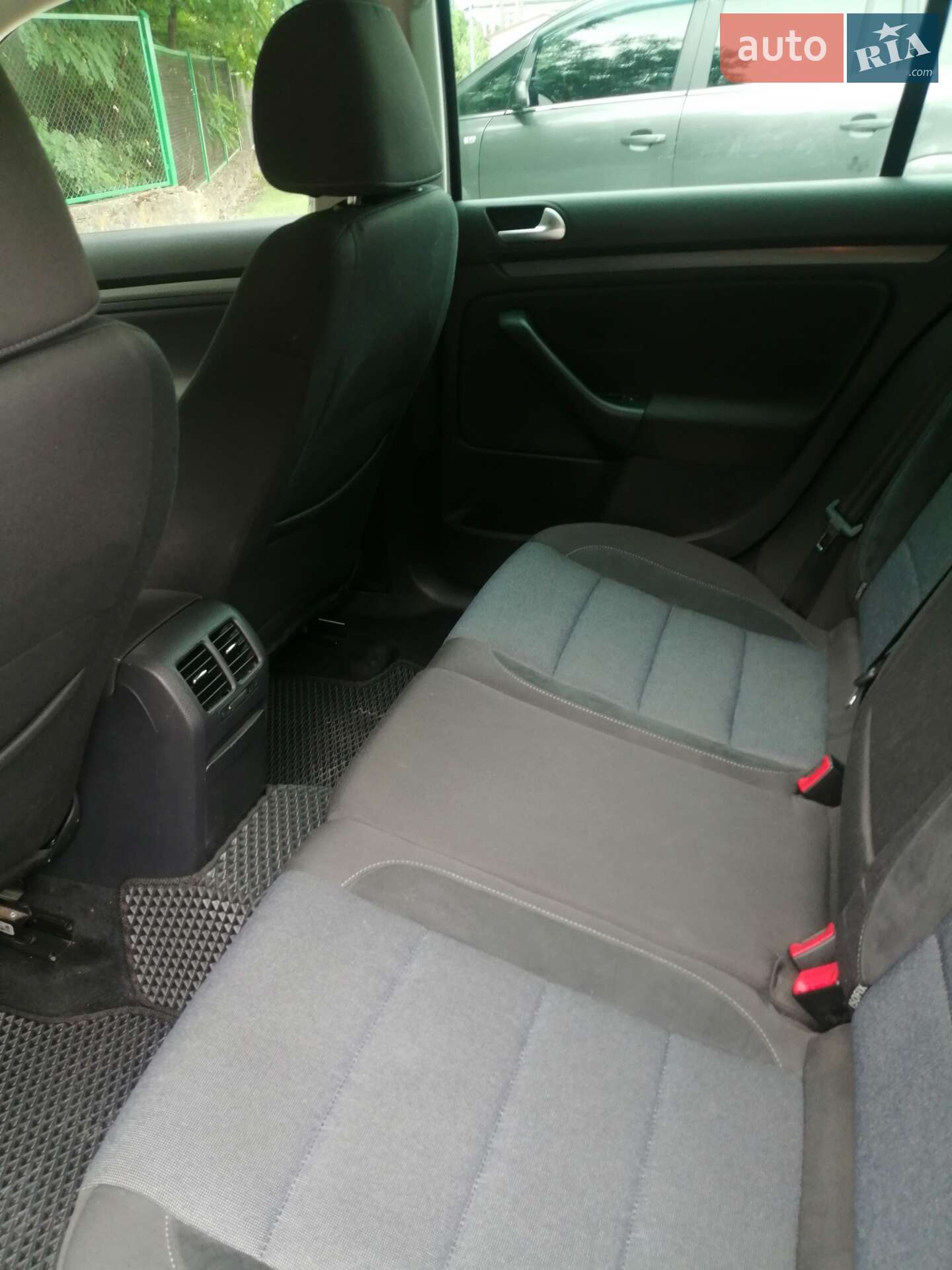 Volkswagen Golf 2011 VIN WVWZZZ1KZCM639994 фото оголошення 2 з 14