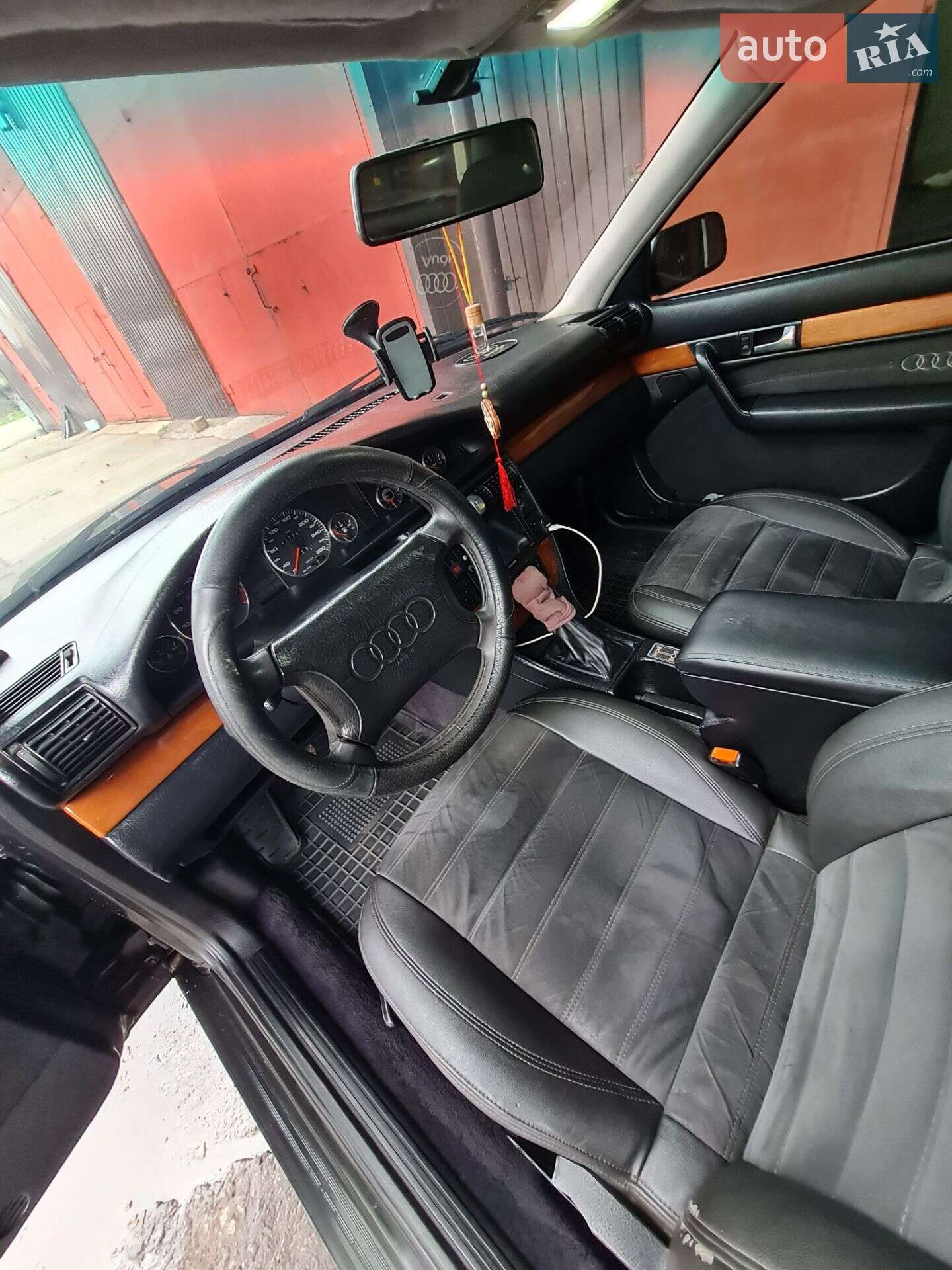 Audi 100 1992 VIN WAUZZZ4AZNN006782 фото оголошення 17 з 43