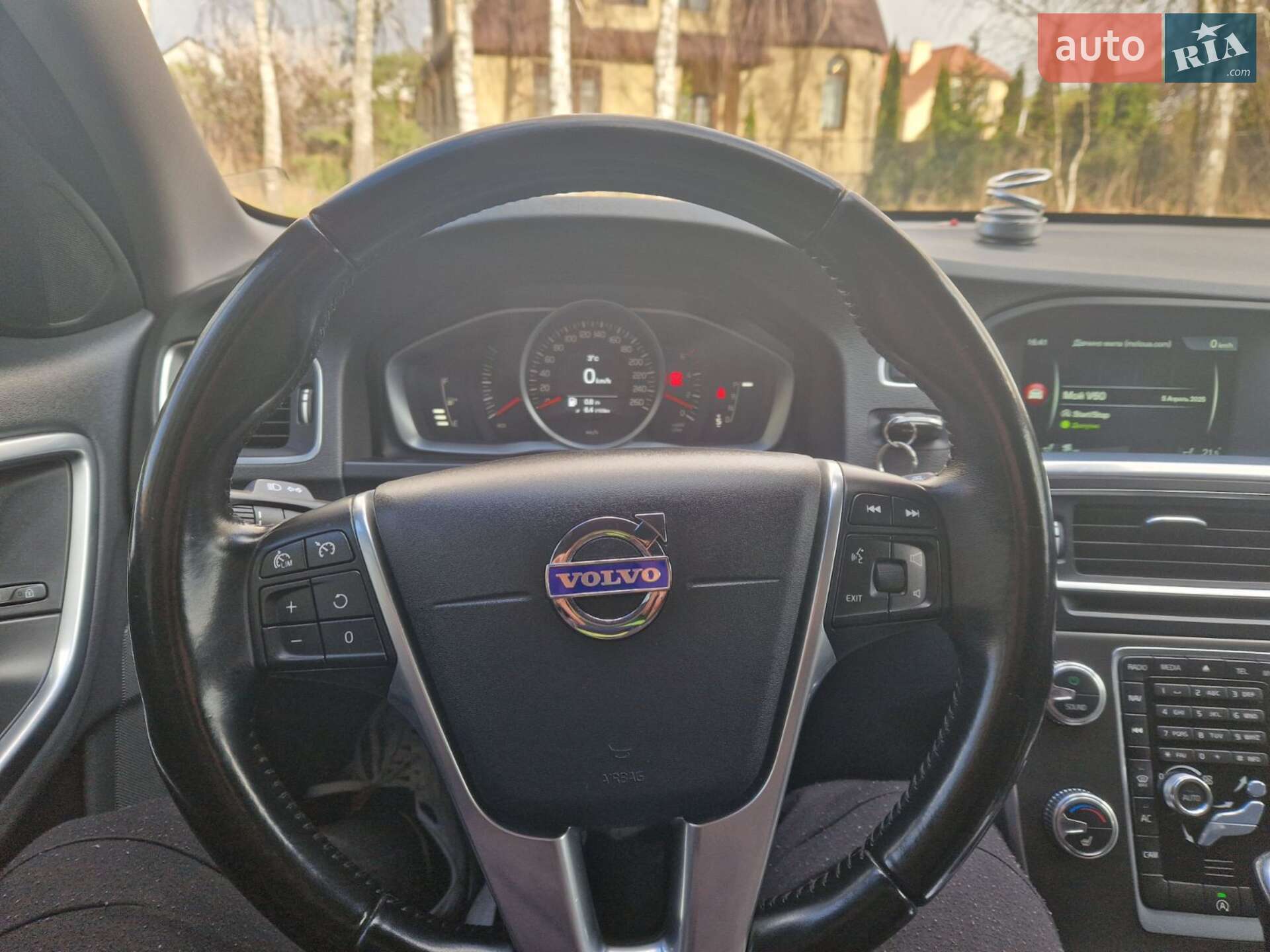 Volvo V60 2014 VIN YV1FW84ABF1218109 фото оголошення 16 з 18