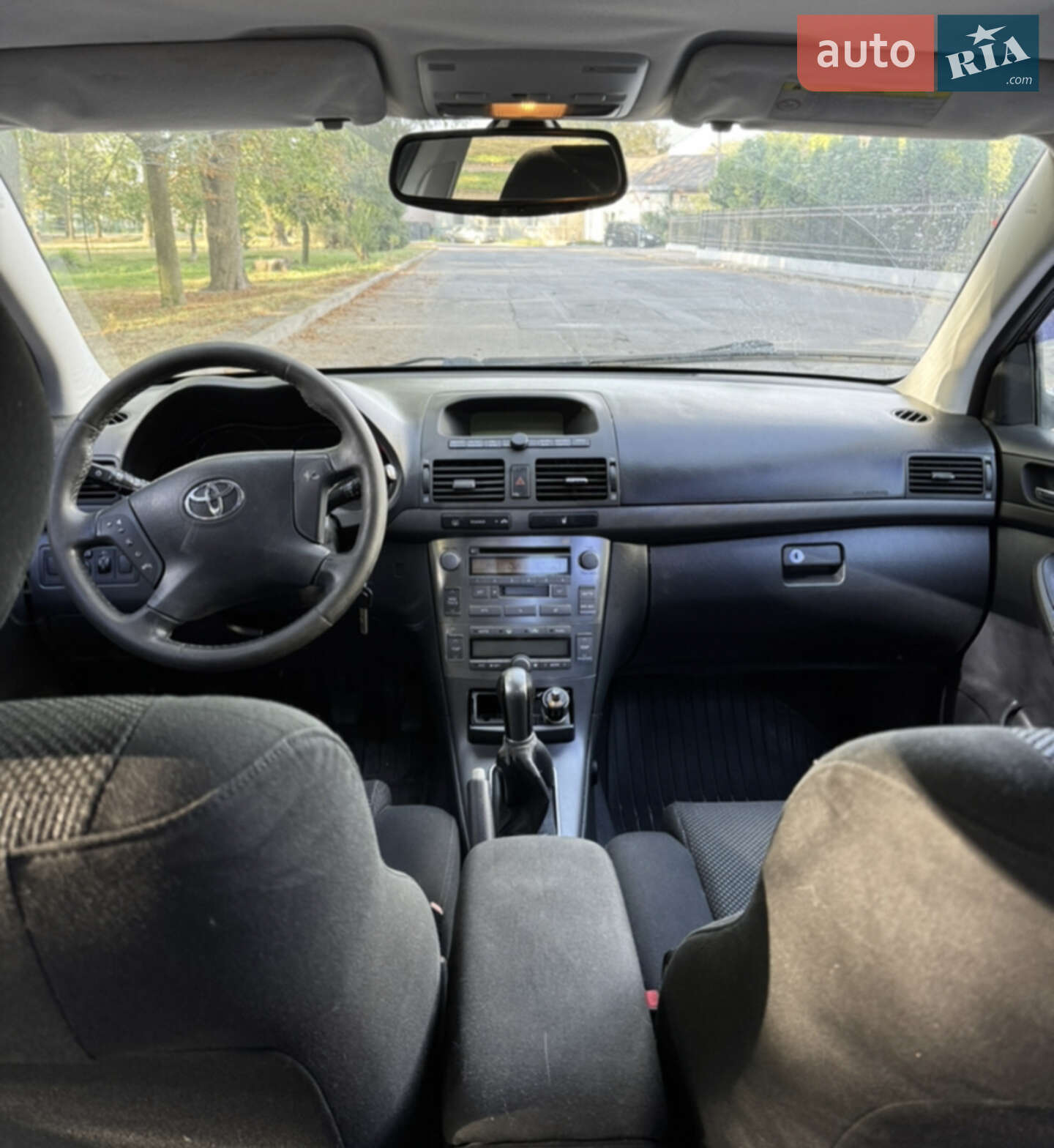 Toyota Avensis 2005 VIN SB1BR56L90E137359 фото оголошення 5 з 12