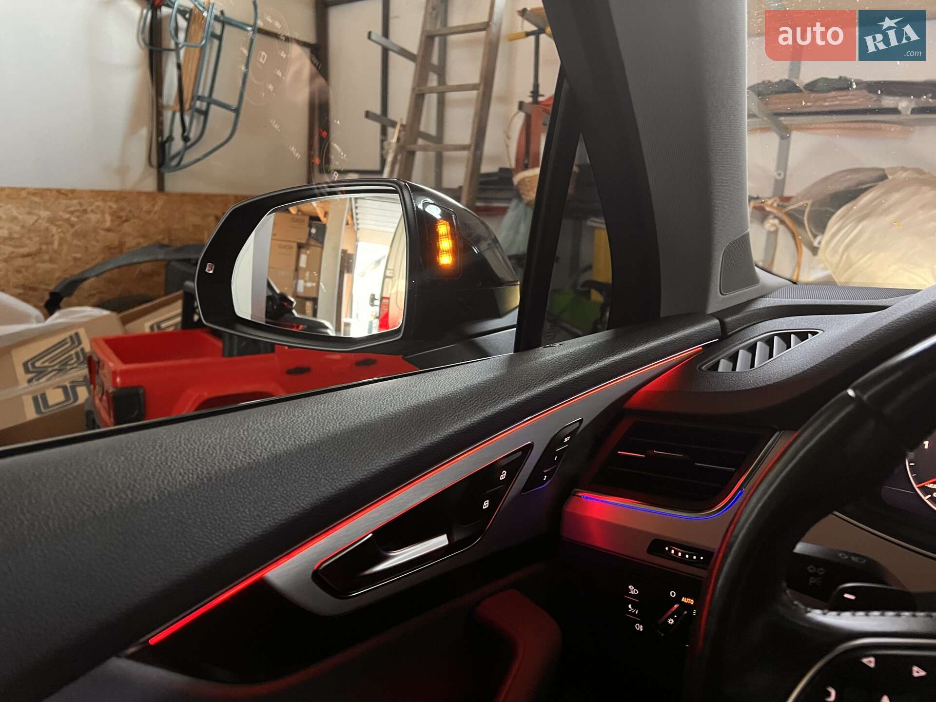 Audi Q7 2018 VIN WAUZZZ4M7KD006367 фото оголошення 14 з 76