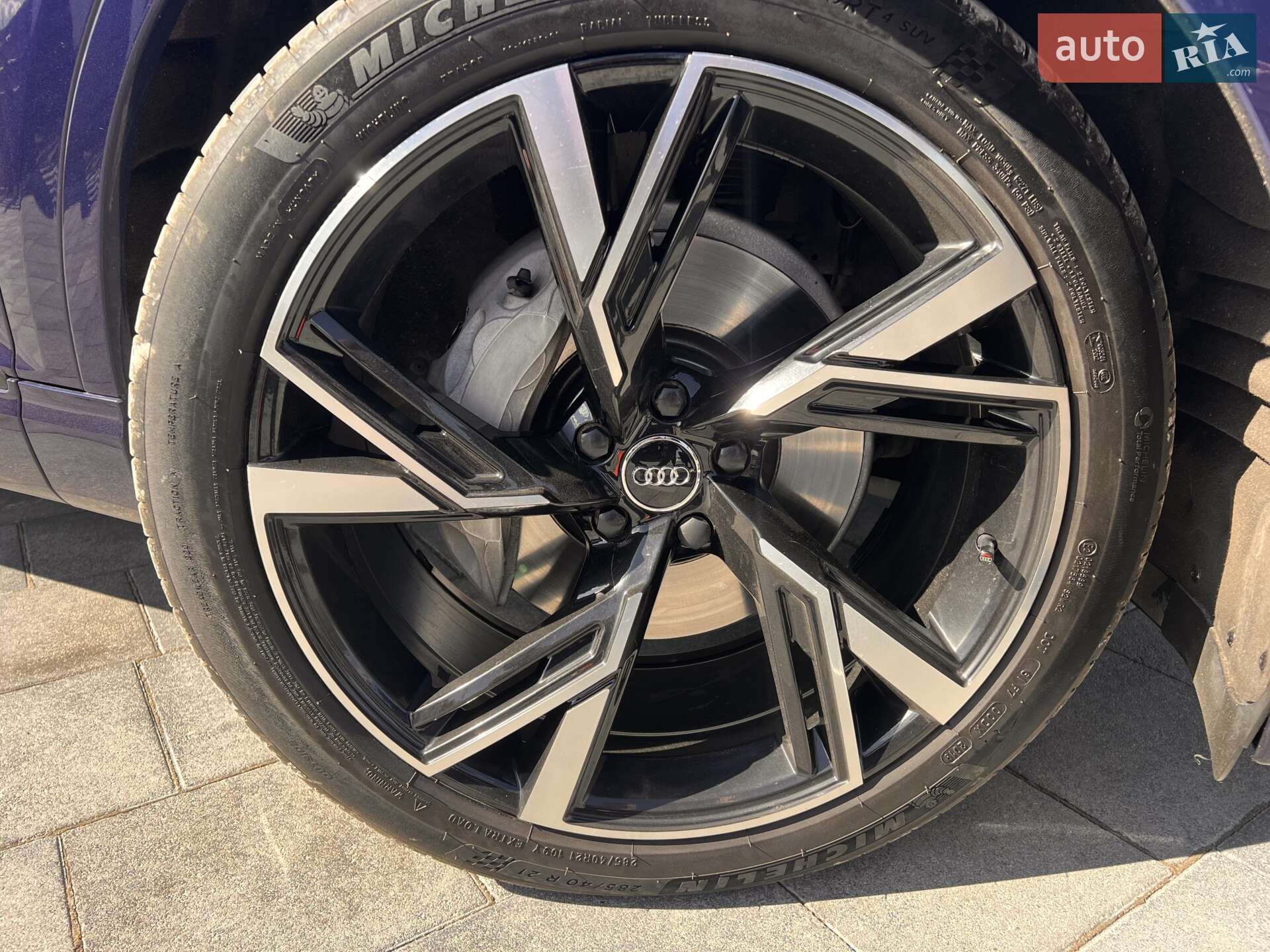 Audi Q7 2018 VIN WAUZZZ4M7KD006367 фото оголошення 16 з 76