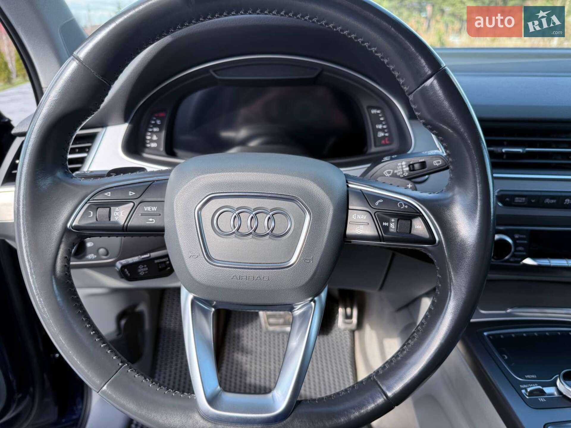 Audi Q7 2018 VIN WAUZZZ4M7KD006367 фото оголошення 36 з 76