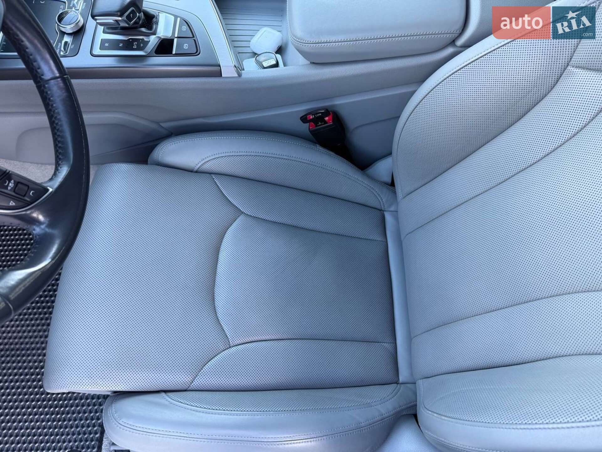 Audi Q7 2018 VIN WAUZZZ4M7KD006367 фото оголошення 39 з 76