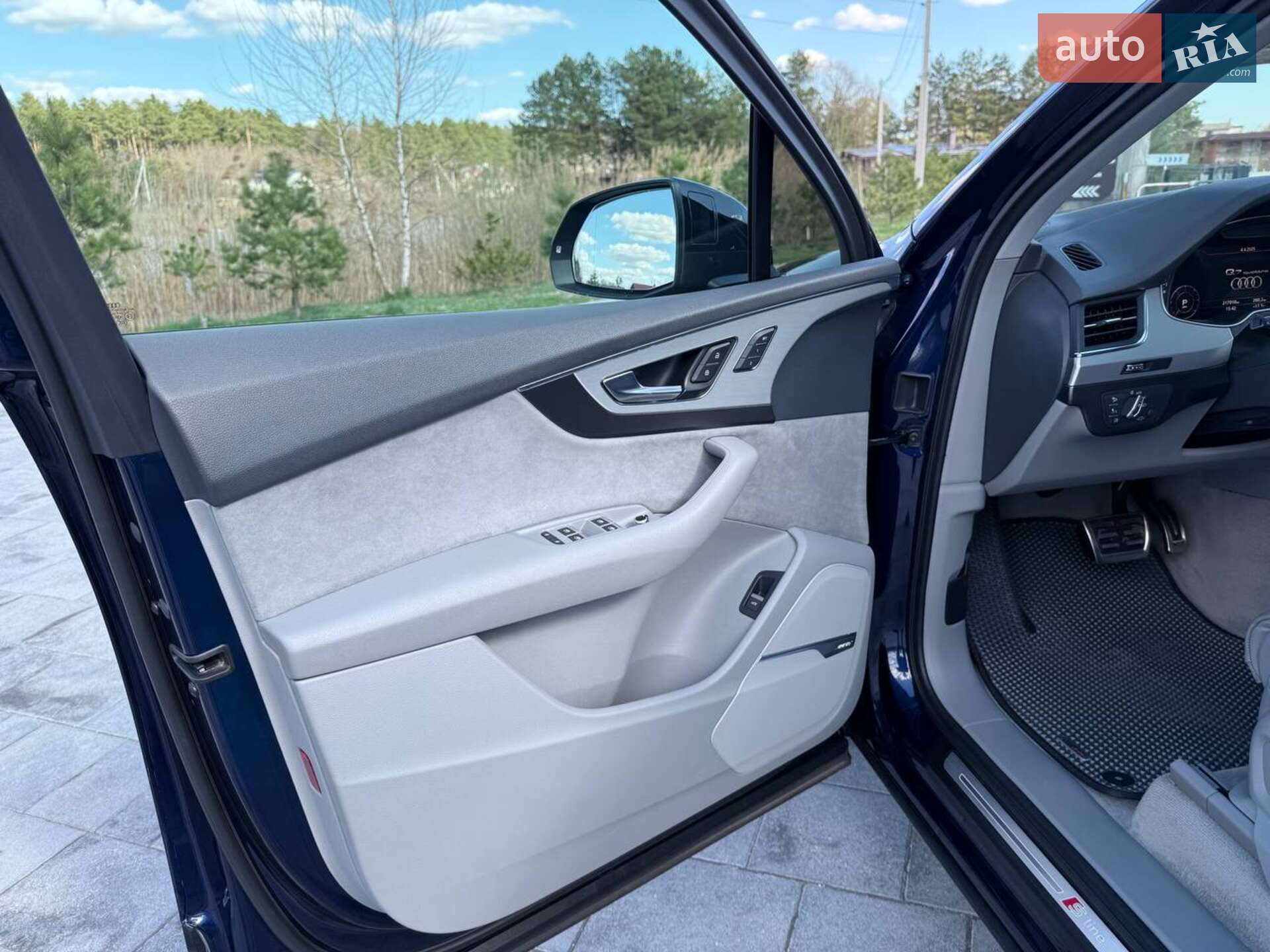 Audi Q7 2018 VIN WAUZZZ4M7KD006367 фото оголошення 42 з 76