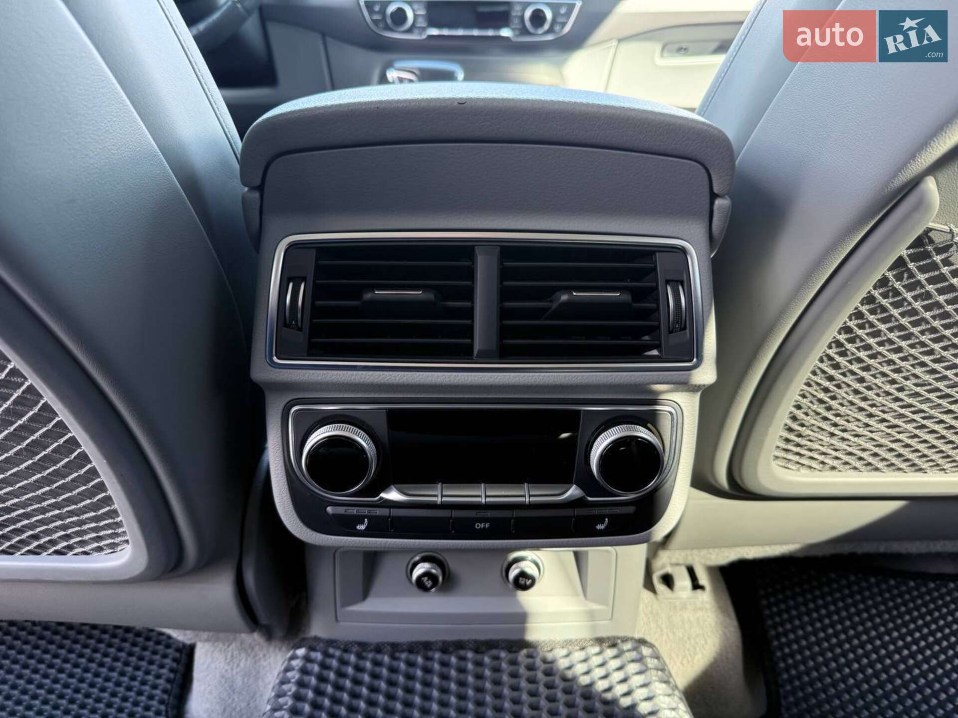 Audi Q7 2018 VIN WAUZZZ4M7KD006367 фото оголошення 44 з 76