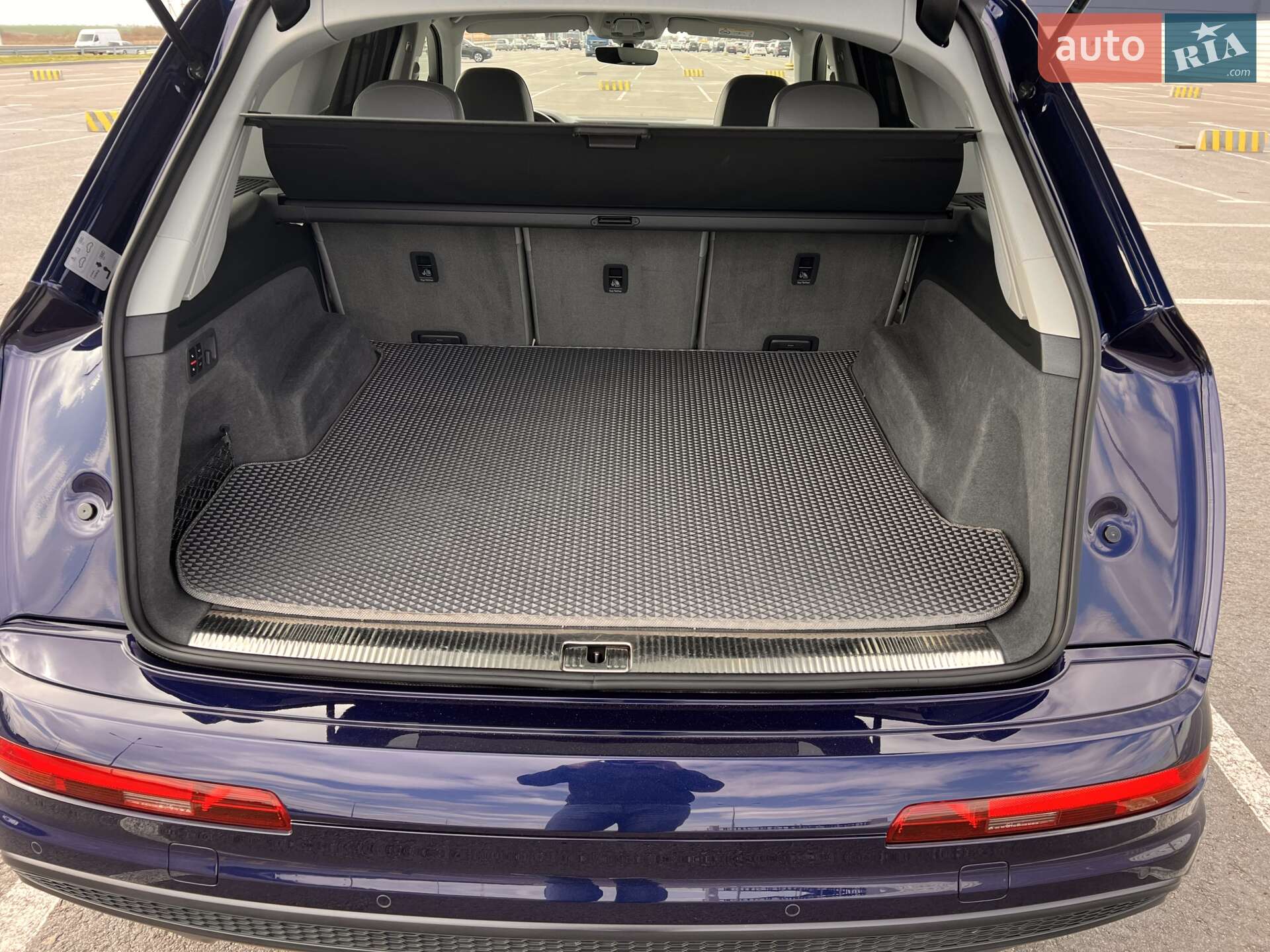 Audi Q7 2018 VIN WAUZZZ4M7KD006367 фото оголошення 73 з 76