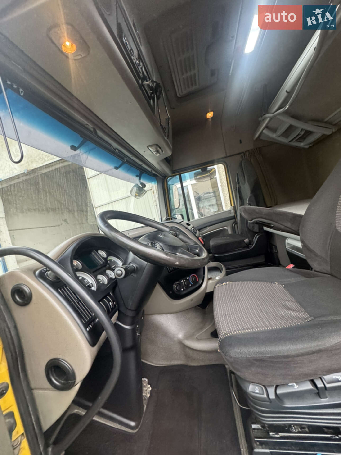 DAF XF 105 2013 VIN XLRTE47MS0E978522 фото оголошення 6 з 18