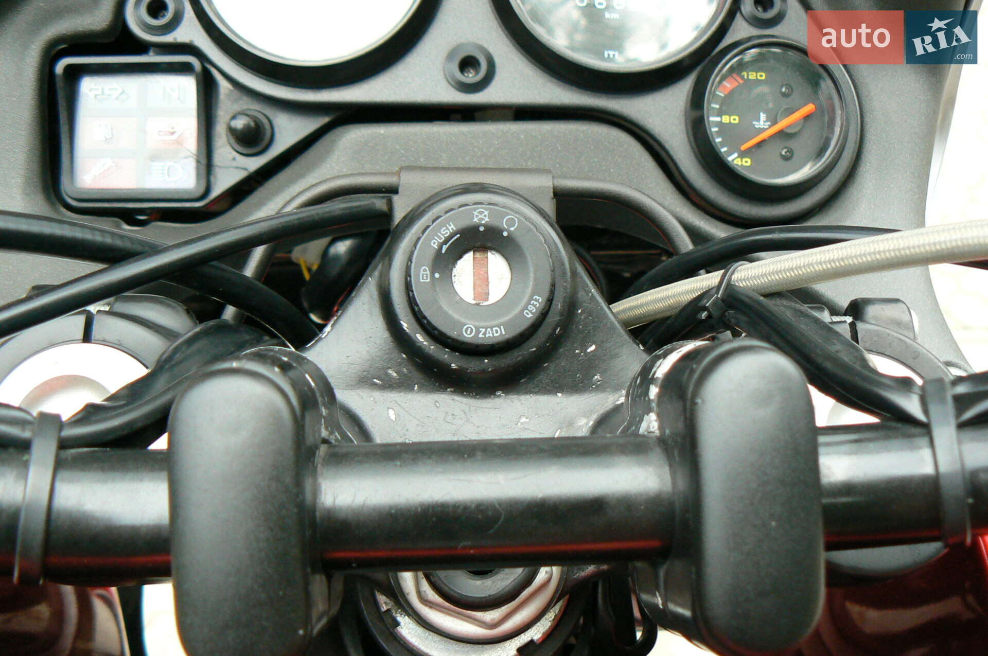 Aprilia Pegaso 650 2001 VIN ZD4RW00001S000070 фото оголошення 37 з 47
