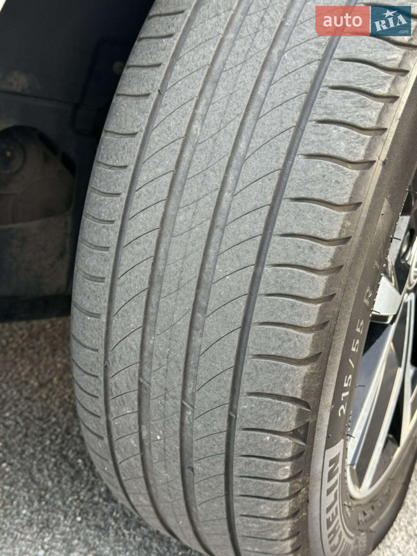 Volkswagen Passat 2019 VIN WVWZZZ3CZKE080054 фото оголошення 3 з 47