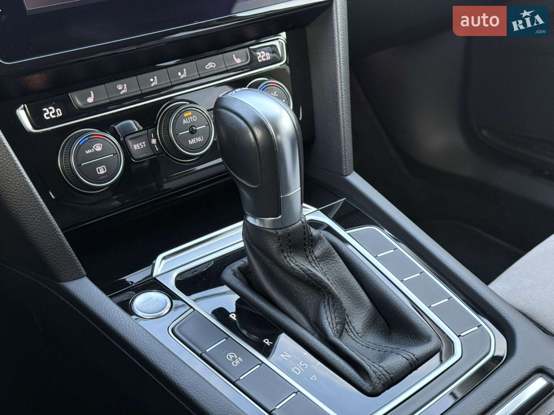 Volkswagen Passat 2019 VIN WVWZZZ3CZKE080054 фото оголошення 6 з 47