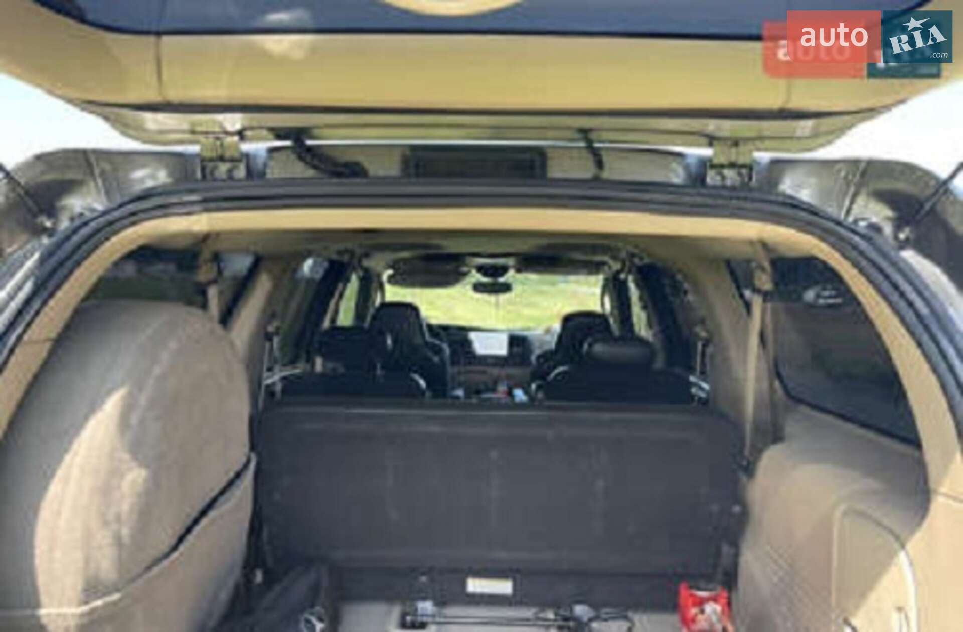 Ford Excursion 2004 VIN 1FMNU44P75EA57682 фото оголошення 9 з 28