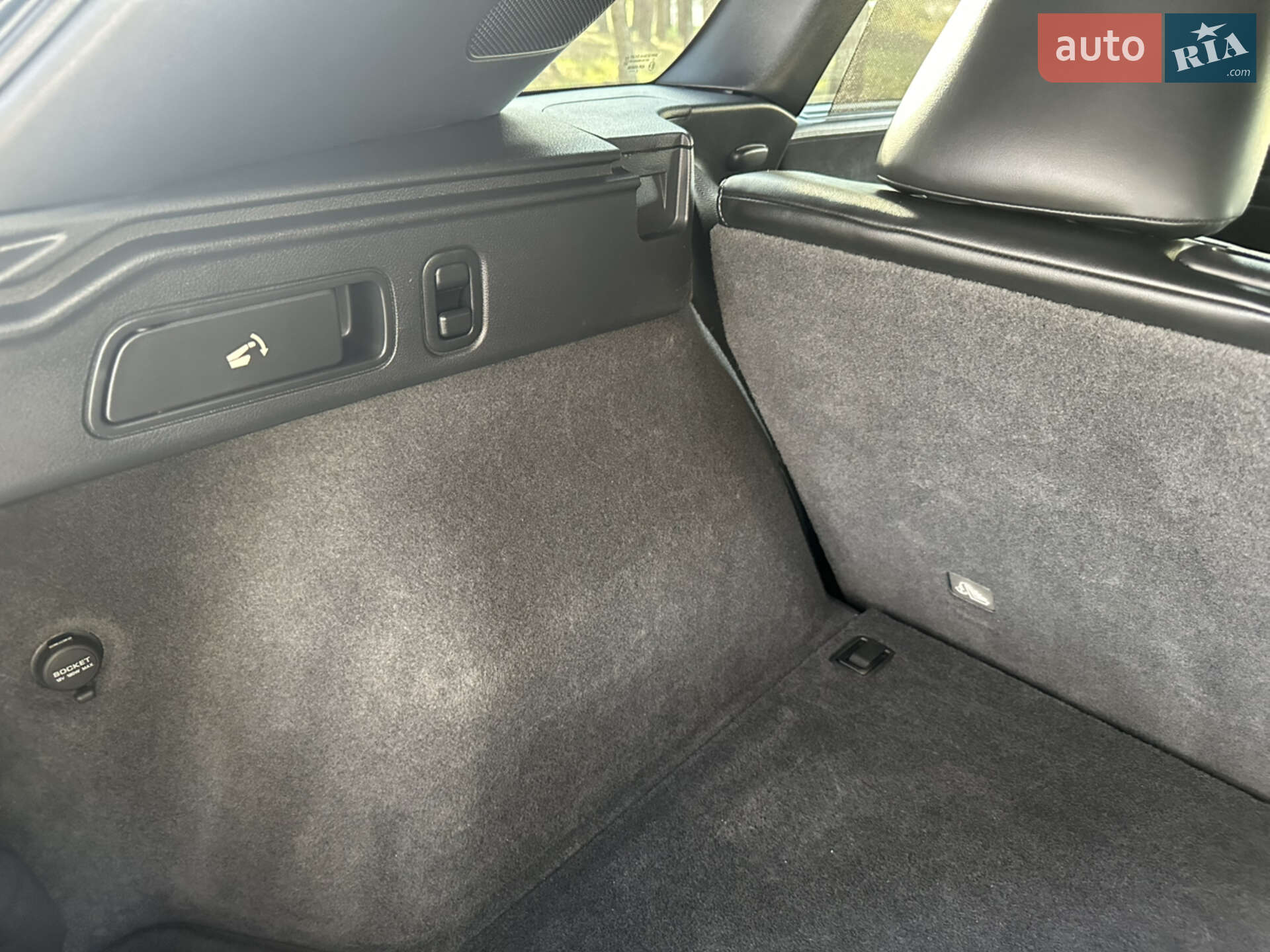 Infiniti QX50 2018 VIN 3PCAJ5M19KF120014 фото оголошення 16 з 23