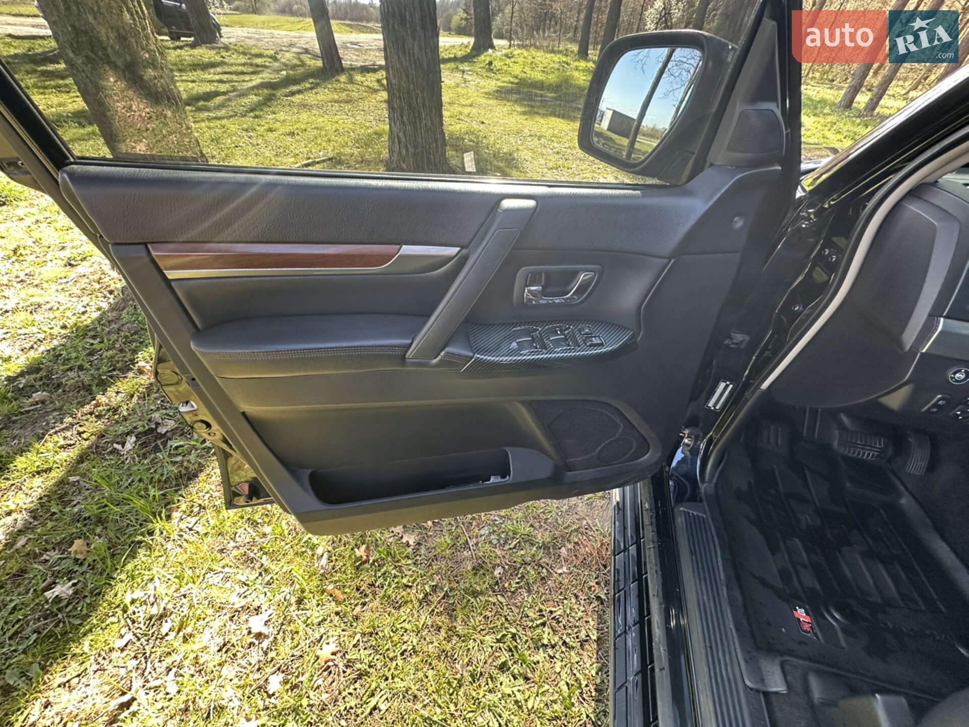Mitsubishi Pajero Wagon 2007 VIN JMYLRV93W7J711687 фото оголошення 18 з 29