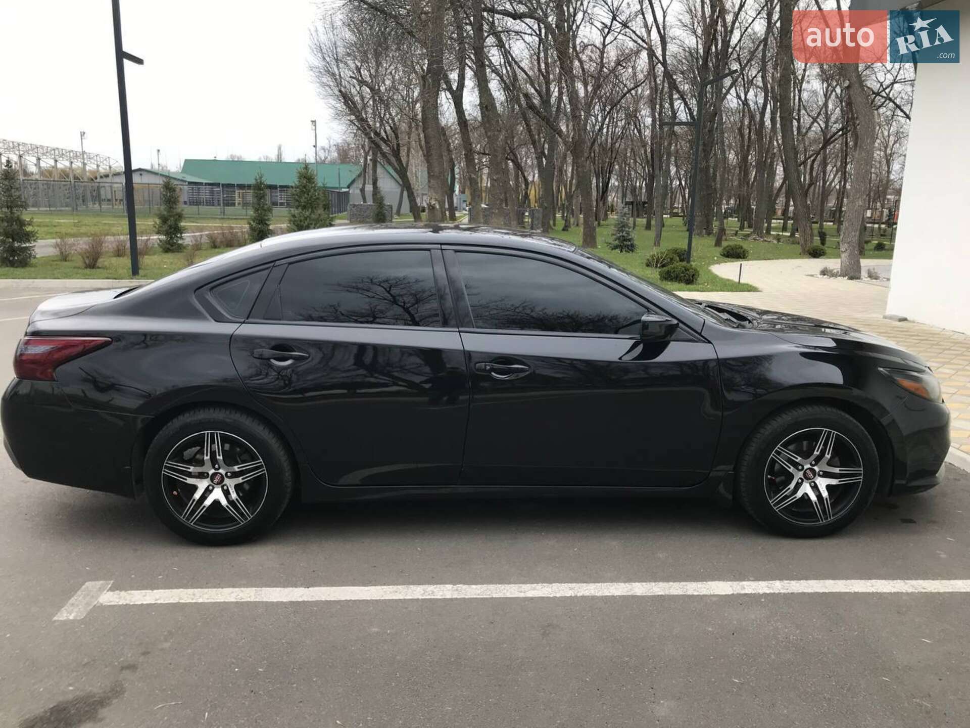 Nissan Altima 2017 VIN 1N4AL3AP3HN361526 фото оголошення 4 з 10