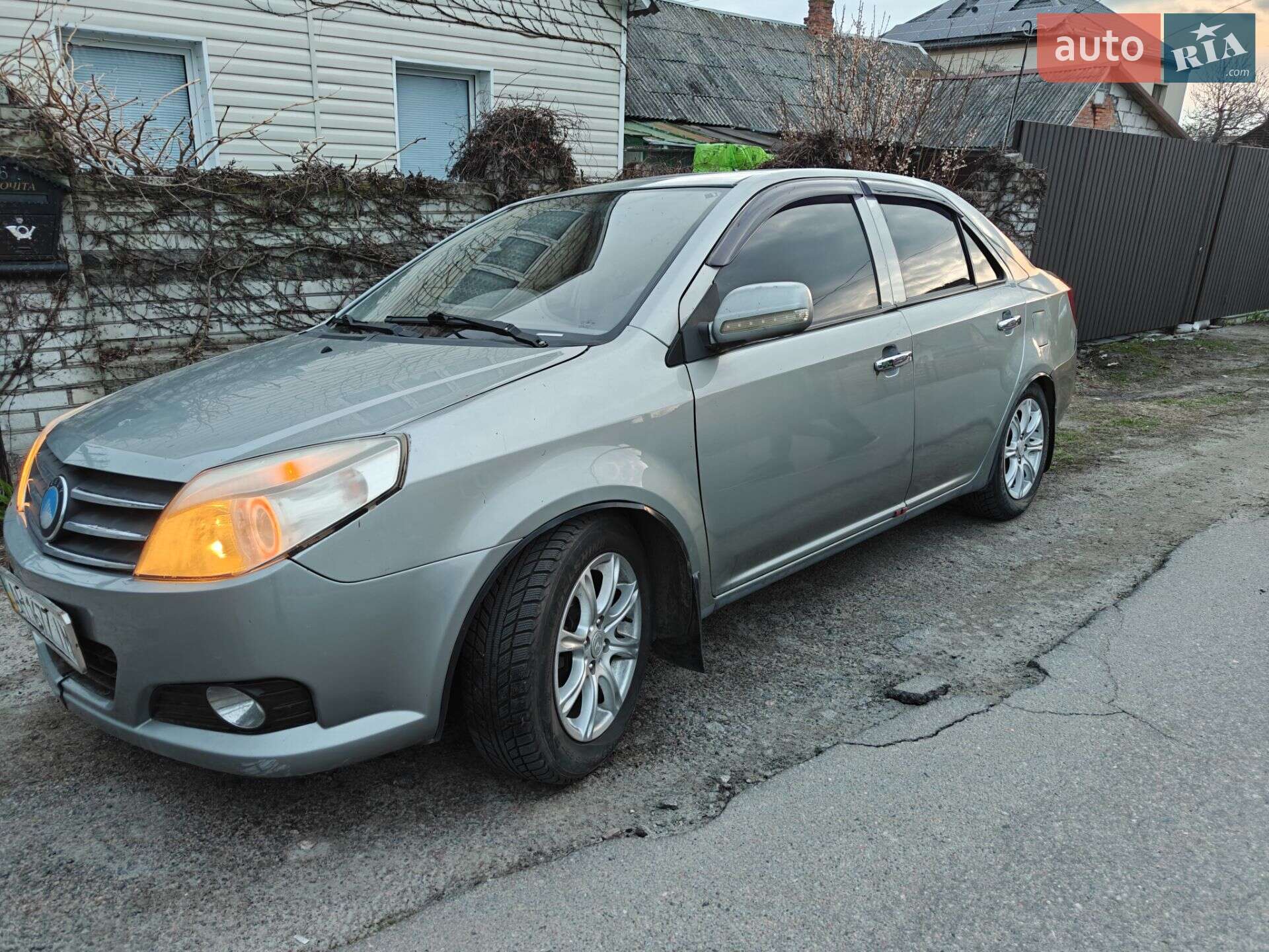 Geely MK 2011 VIN LB37624S2CL001924 фото оголошення 2 з 9