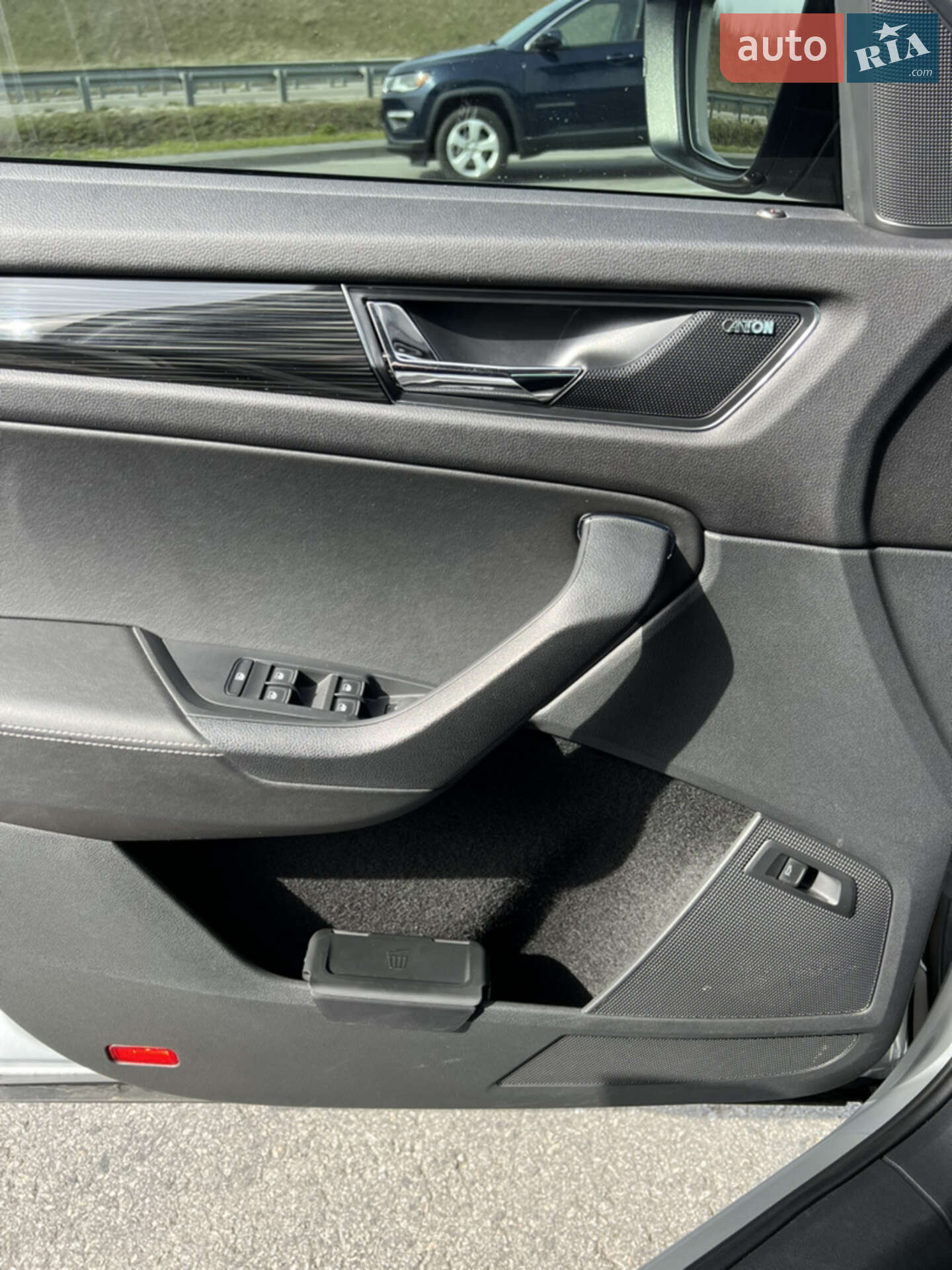 Skoda Kodiaq 2019 VIN TMBLK7NS7K8044625 фото оголошення 40 з 95