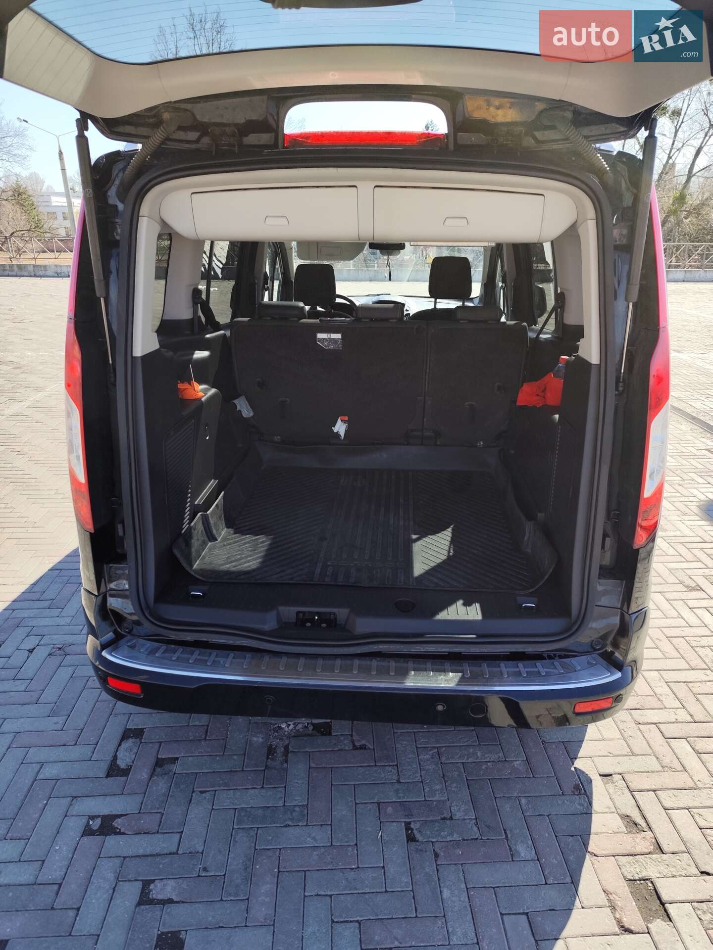 Ford Tourneo Connect 2014 VIN WF0UXXWPGUEA10579 фото оголошення 9 з 13