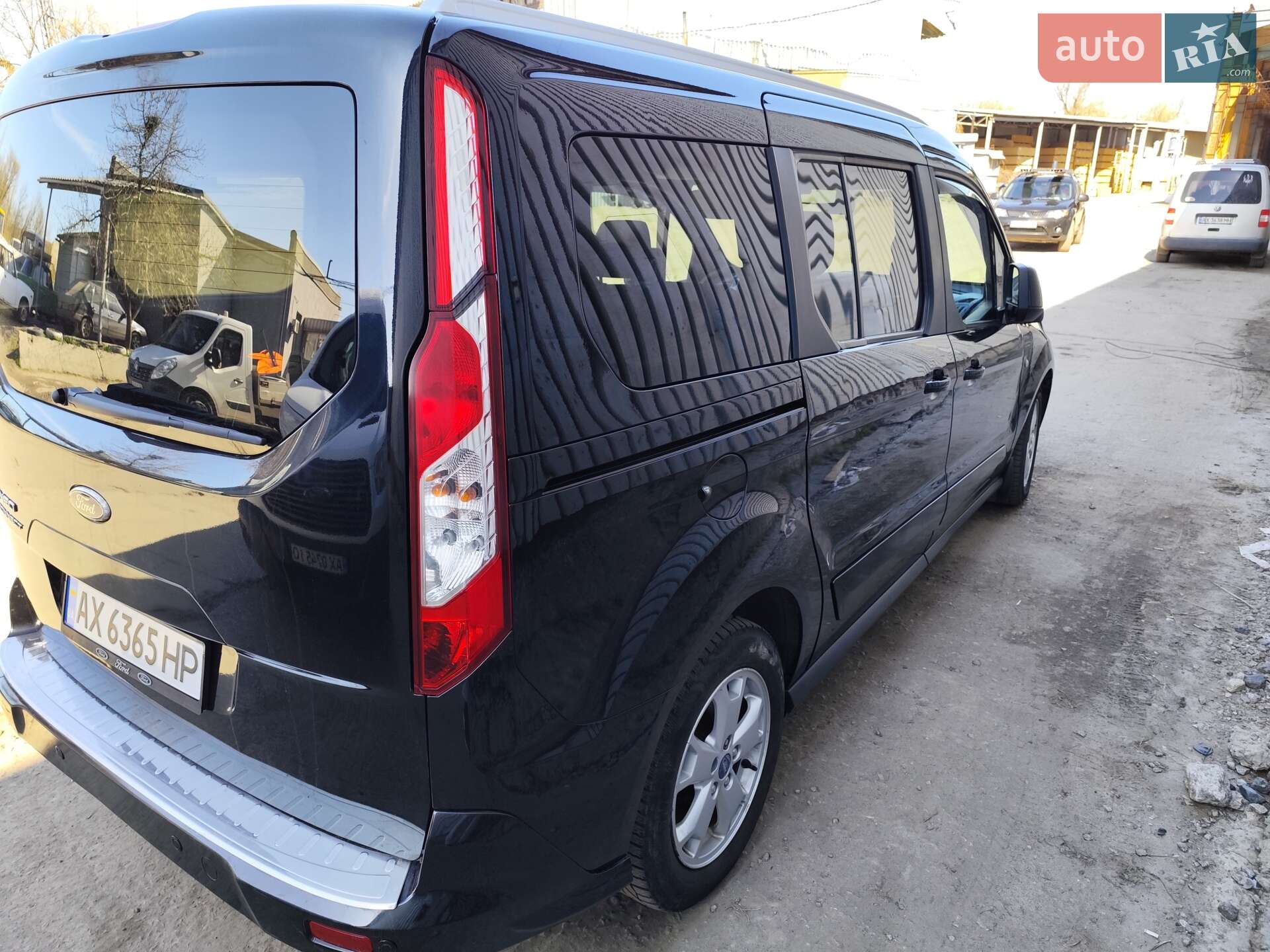 Ford Tourneo Connect 2014 VIN WF0UXXWPGUEA10579 фото оголошення 3 з 13